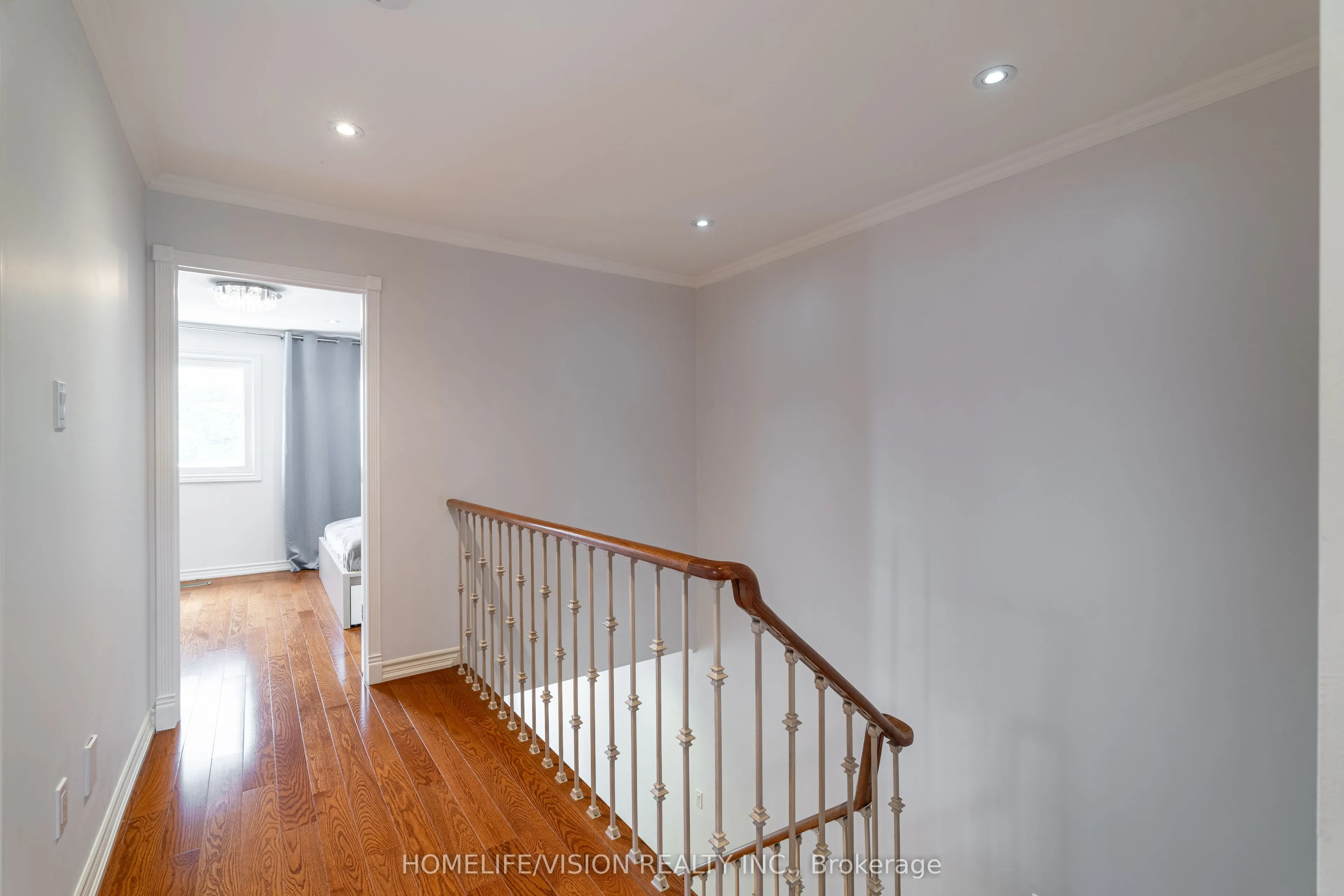 32 Mountfield Crescent