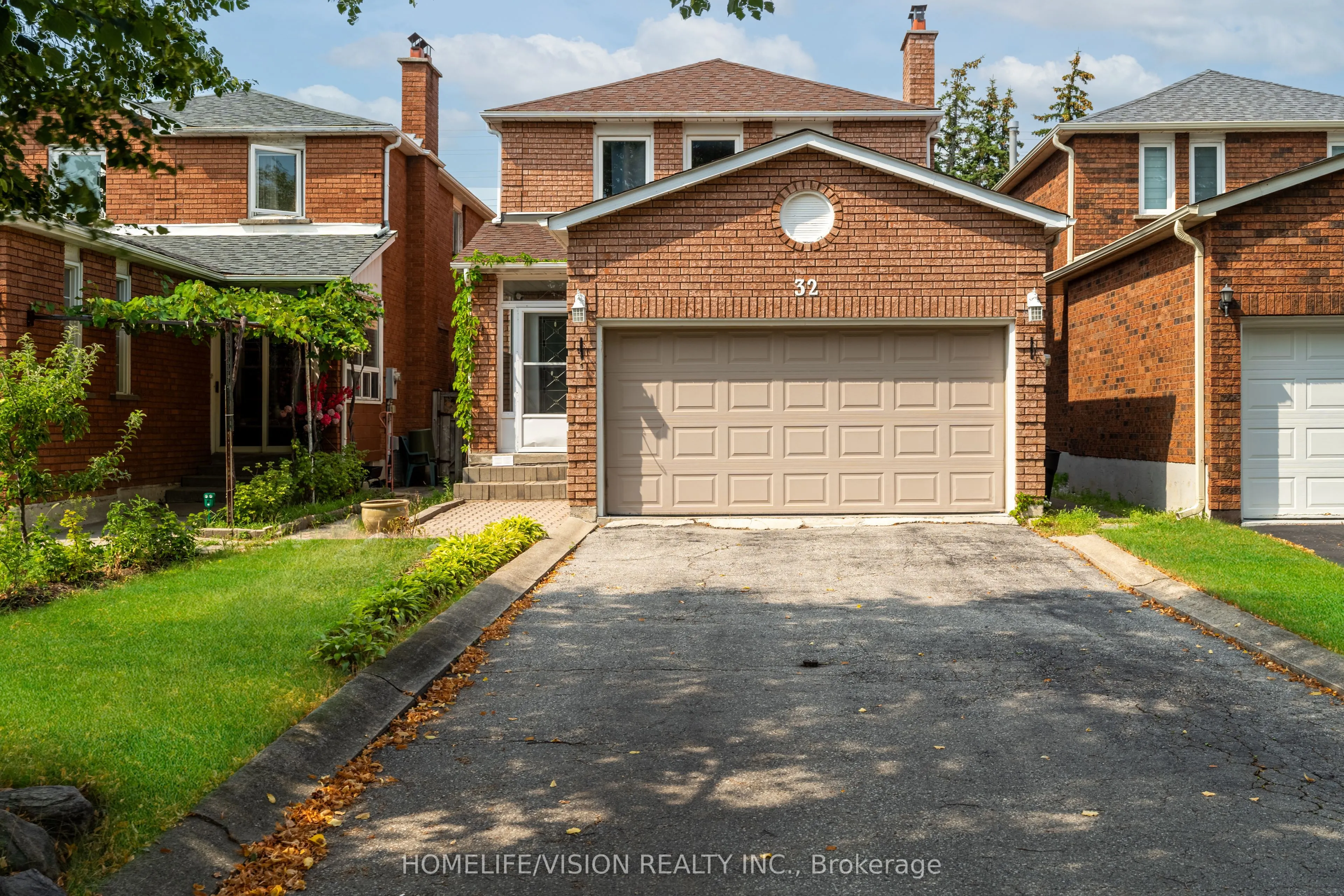 32 Mountfield Crescent