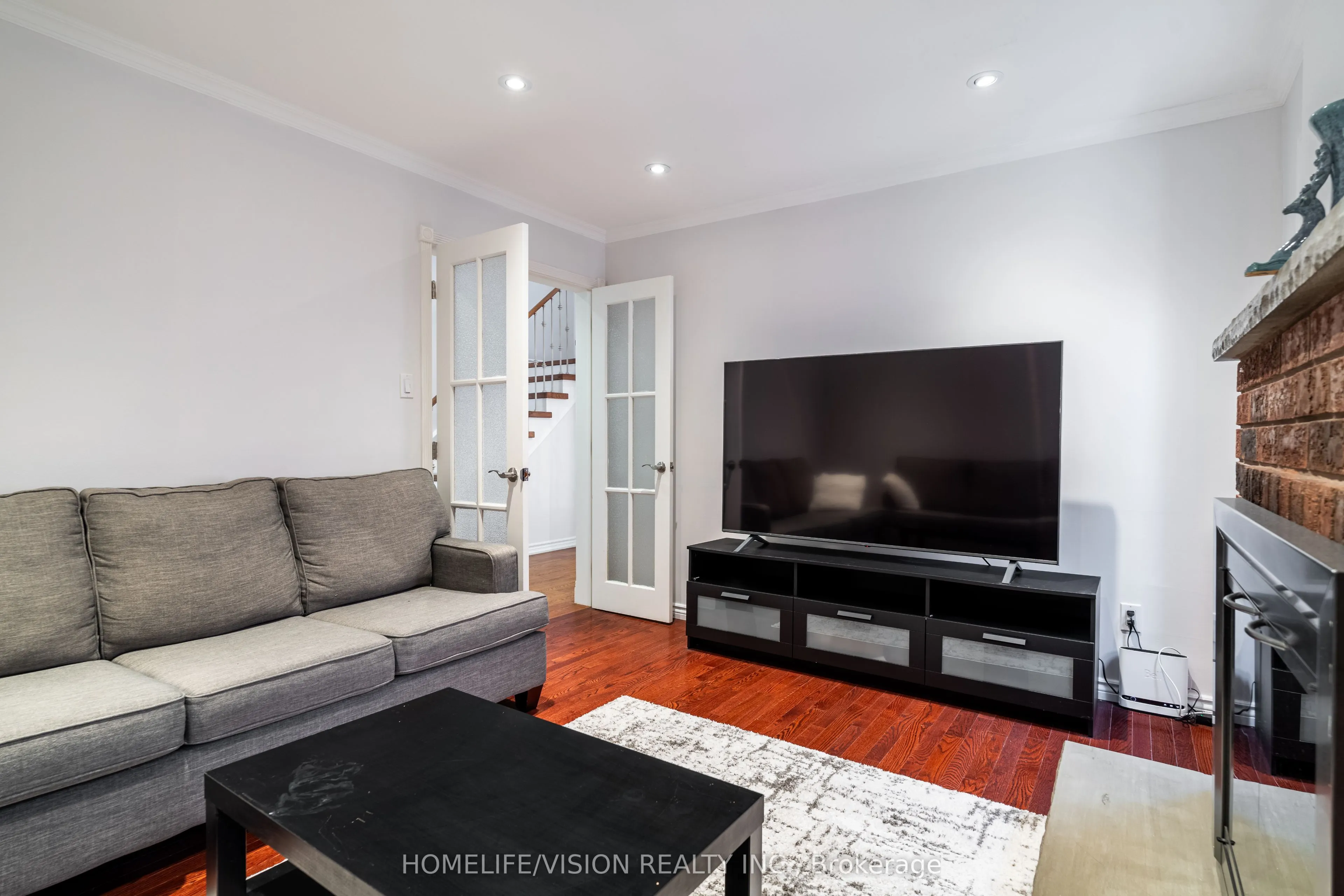 32 Mountfield Crescent