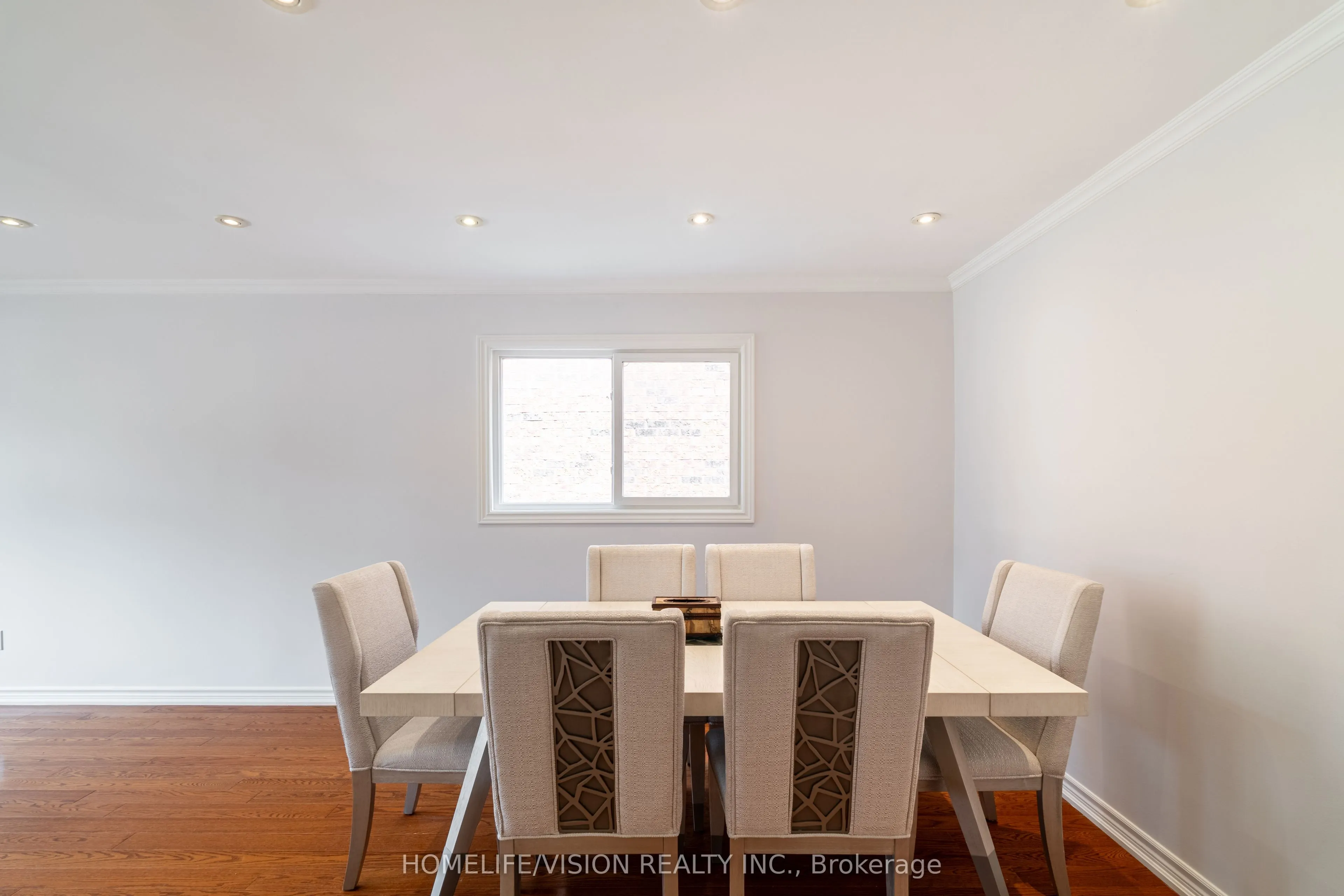 32 Mountfield Crescent