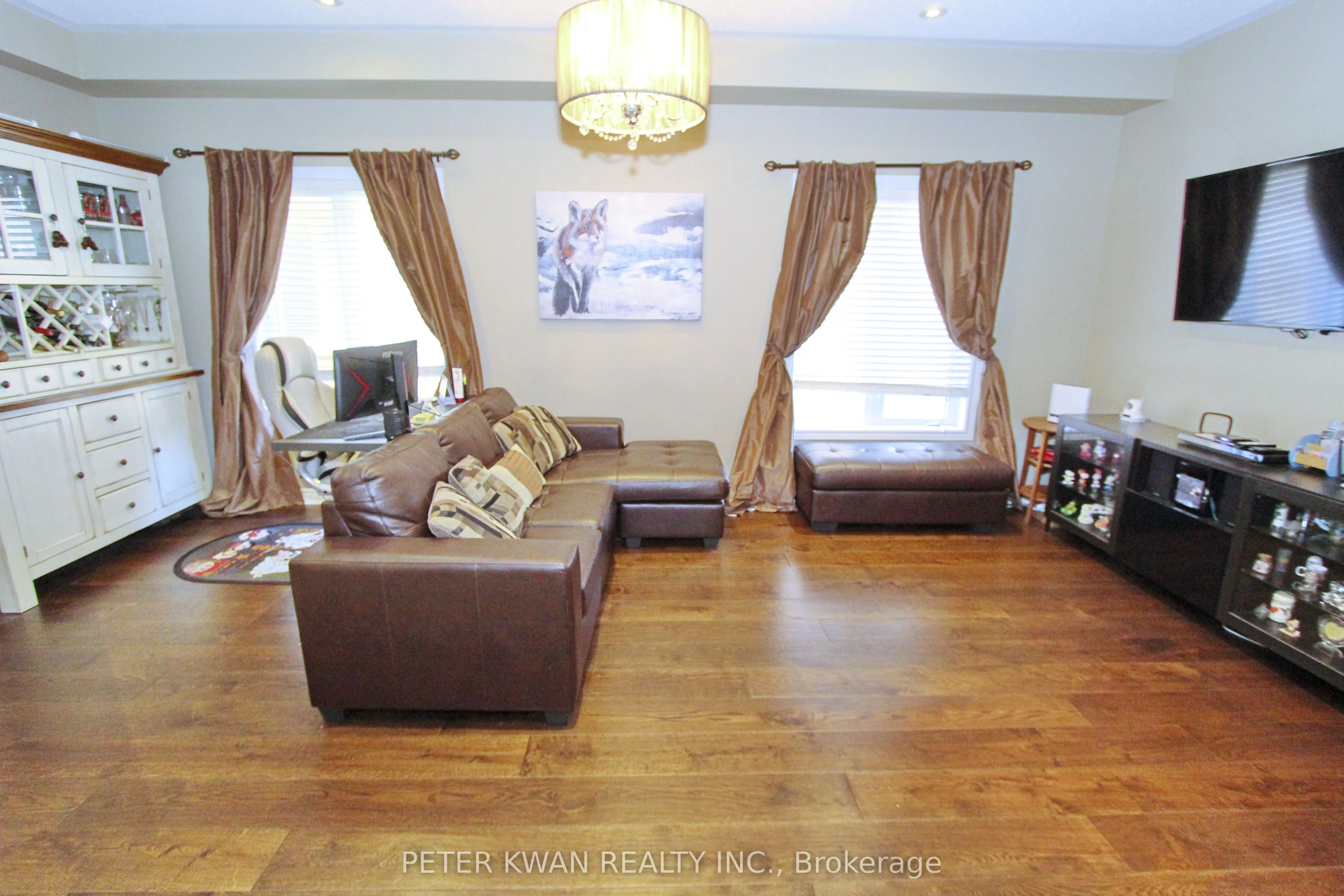 121 Warbler Avenue