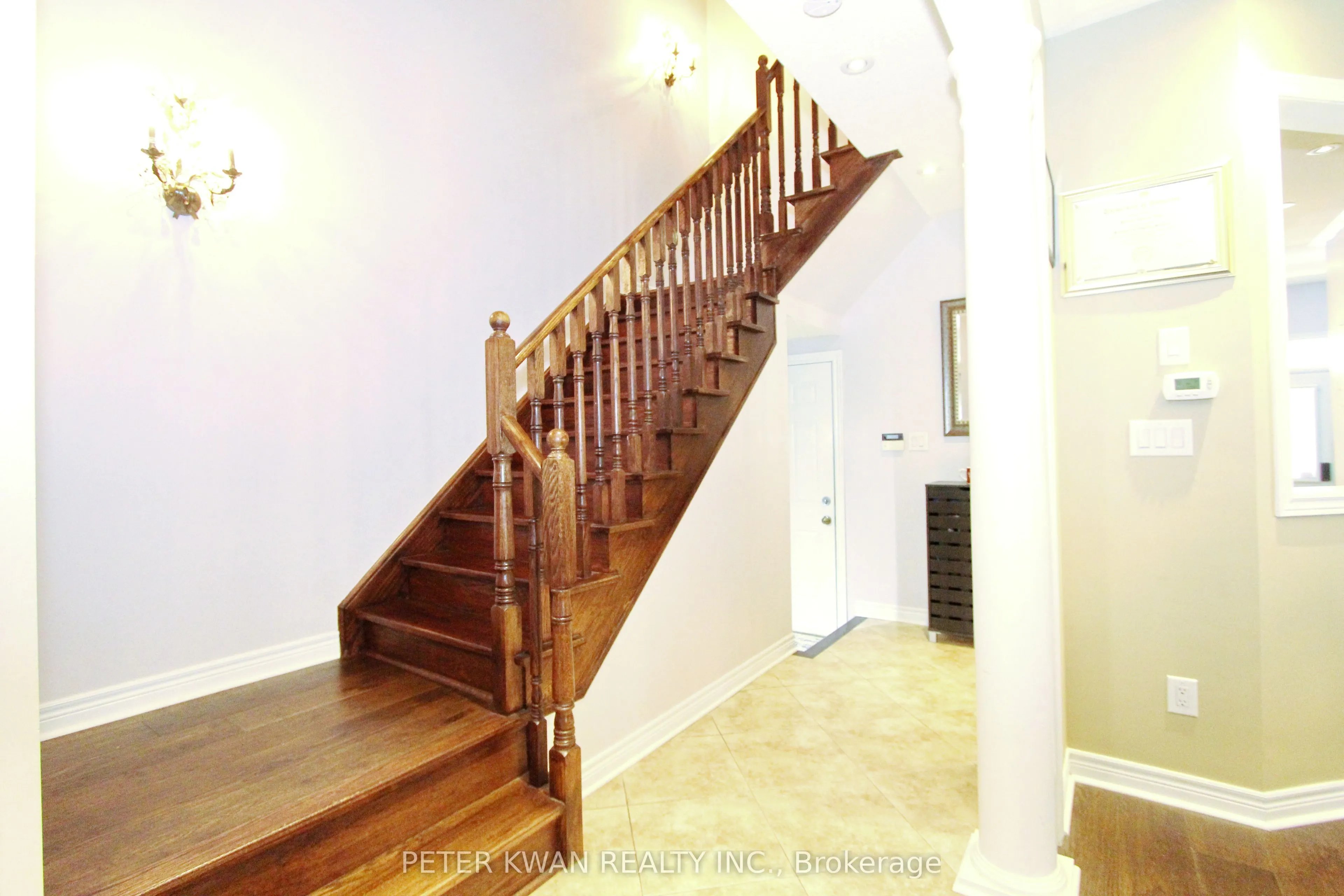 121 Warbler Avenue