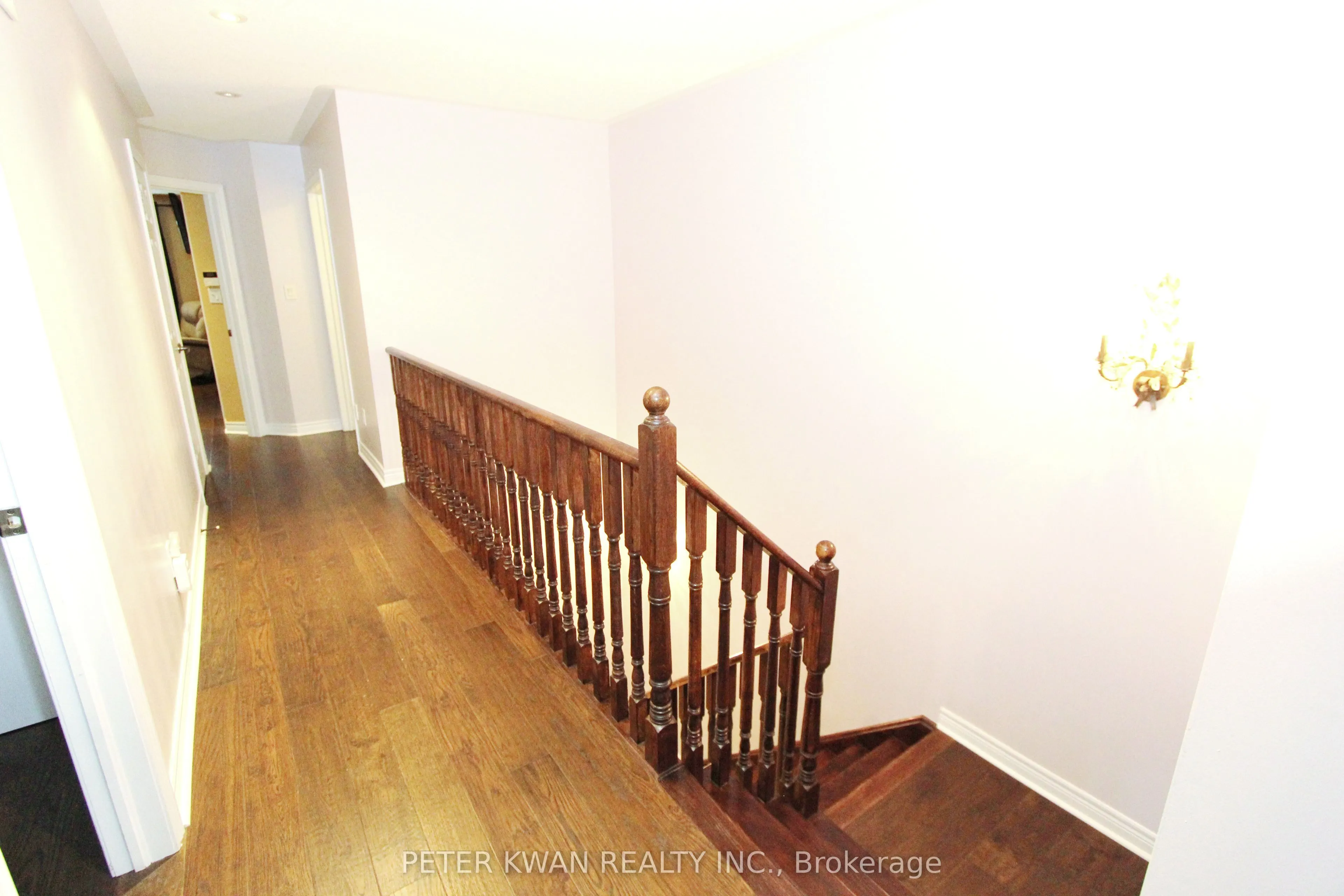 121 Warbler Avenue
