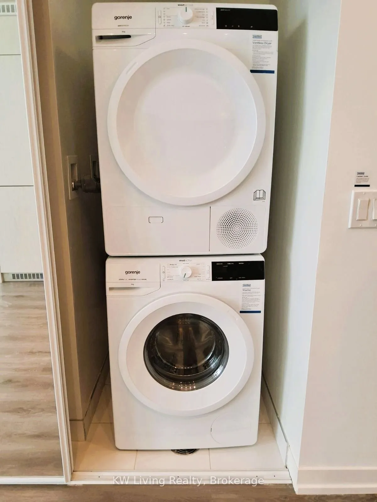 28 Interchange Way, #3511