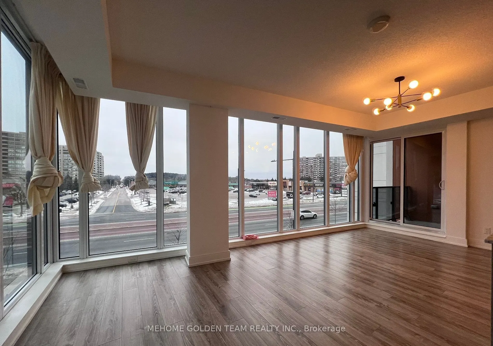 9600 Yonge Street, #218B