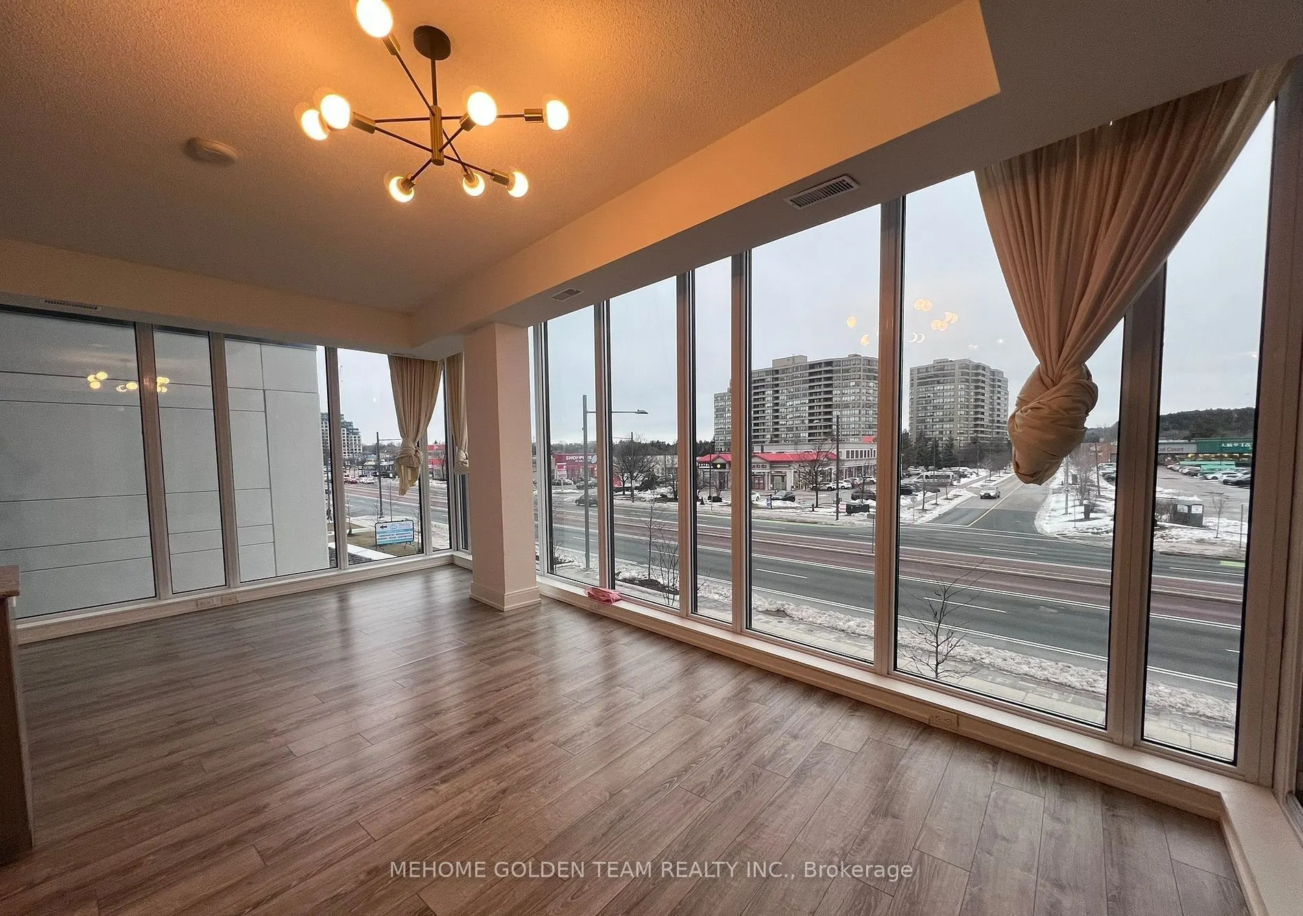9600 Yonge Street, #218B