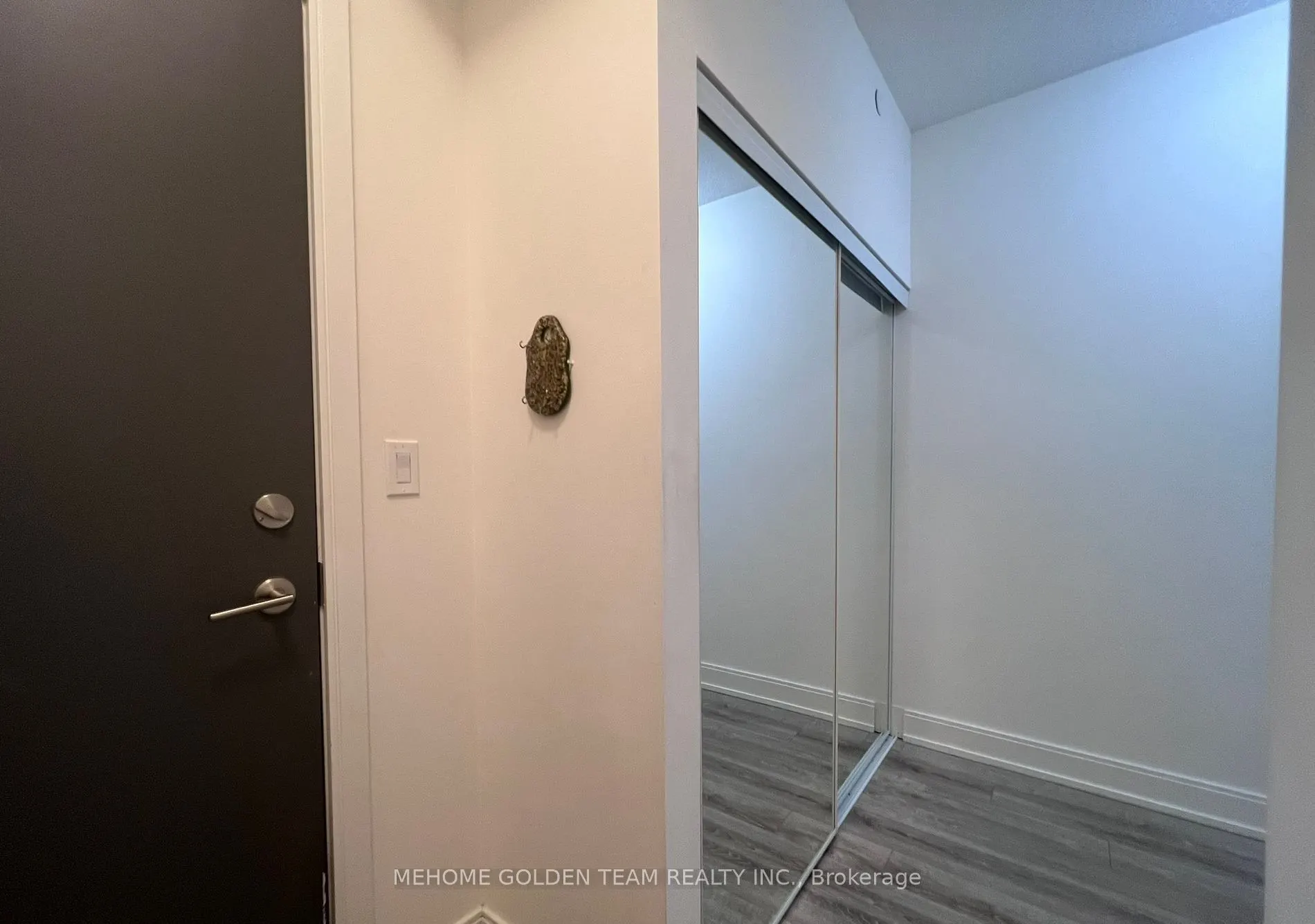 9600 Yonge Street, #218B
