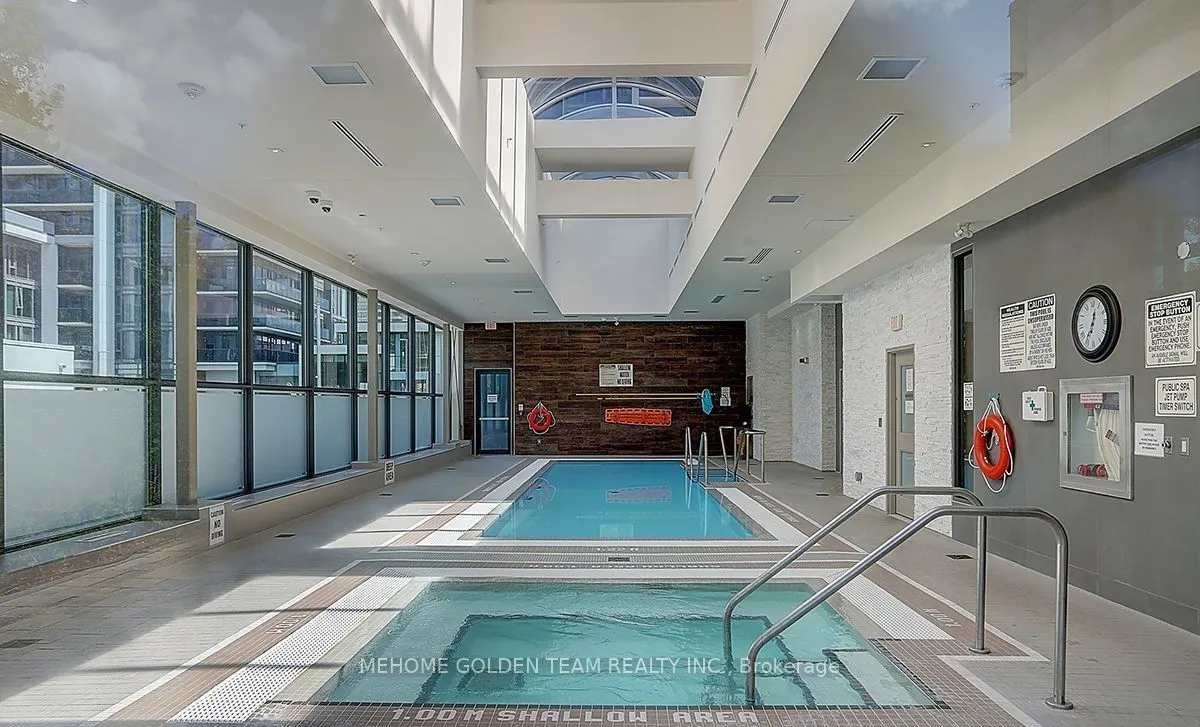 9600 Yonge Street, #218B