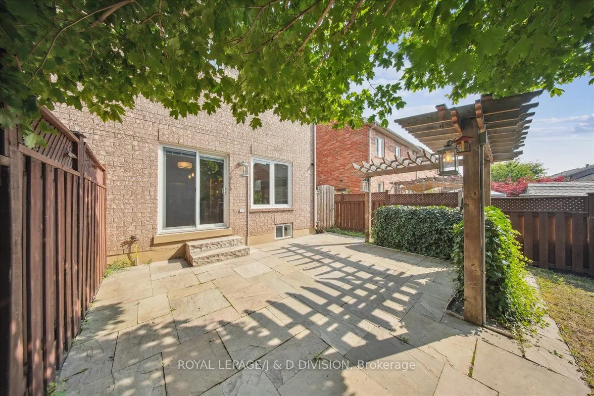 206 Kelso Crescent