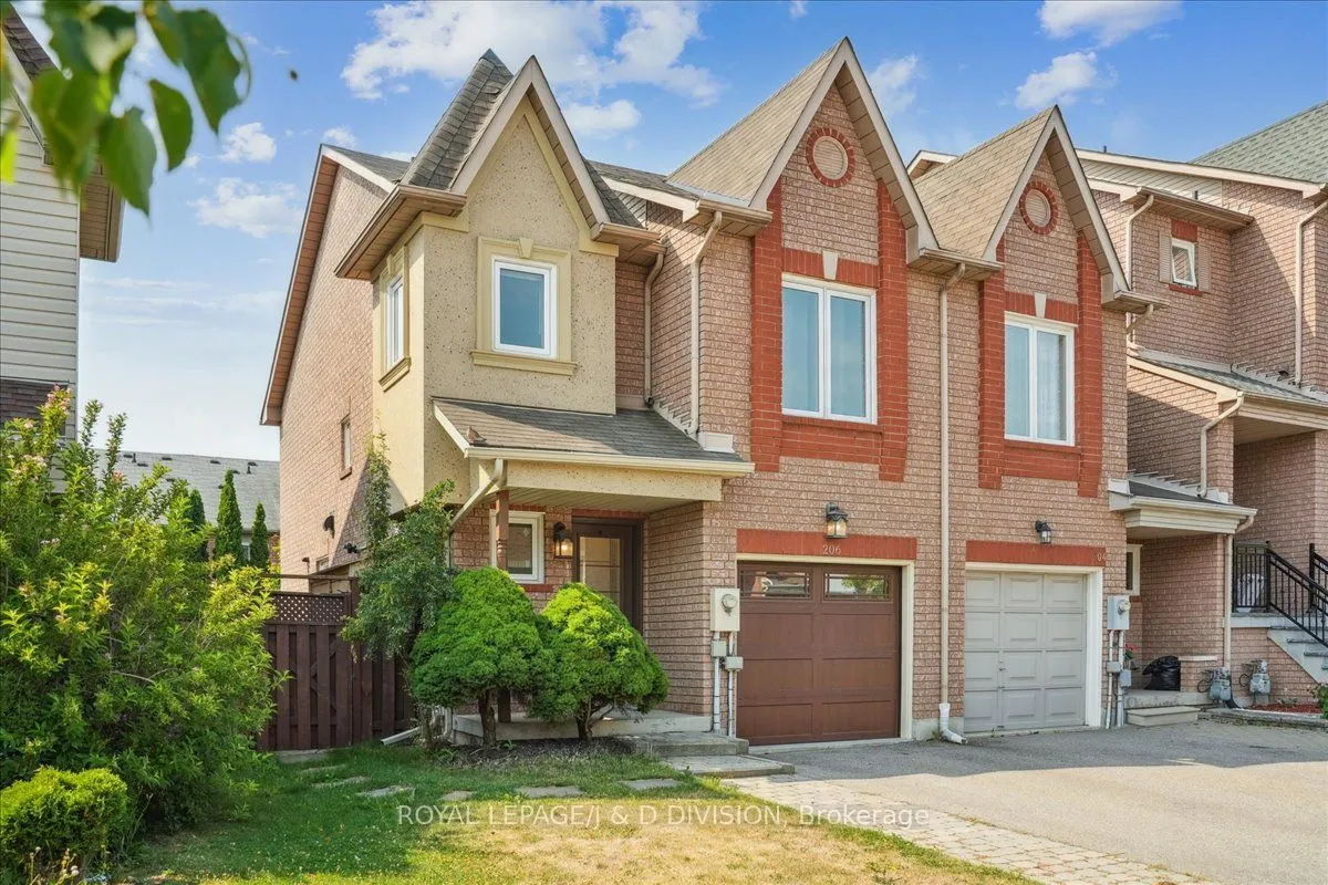 206 Kelso Crescent