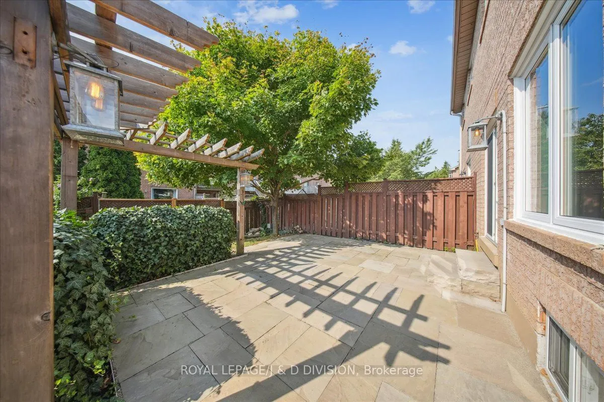 206 Kelso Crescent