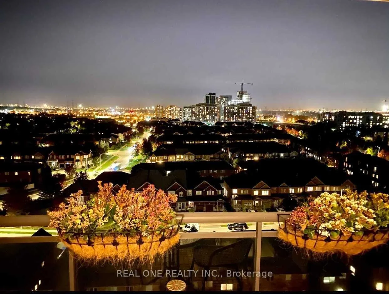 310 Red Maple Road, #1203