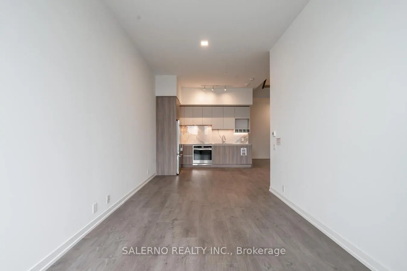 7 Buttermill Avenue, #Th 11