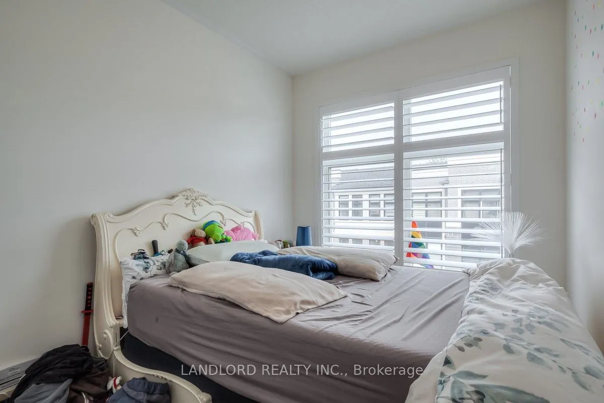 44 Armillo Place, #04