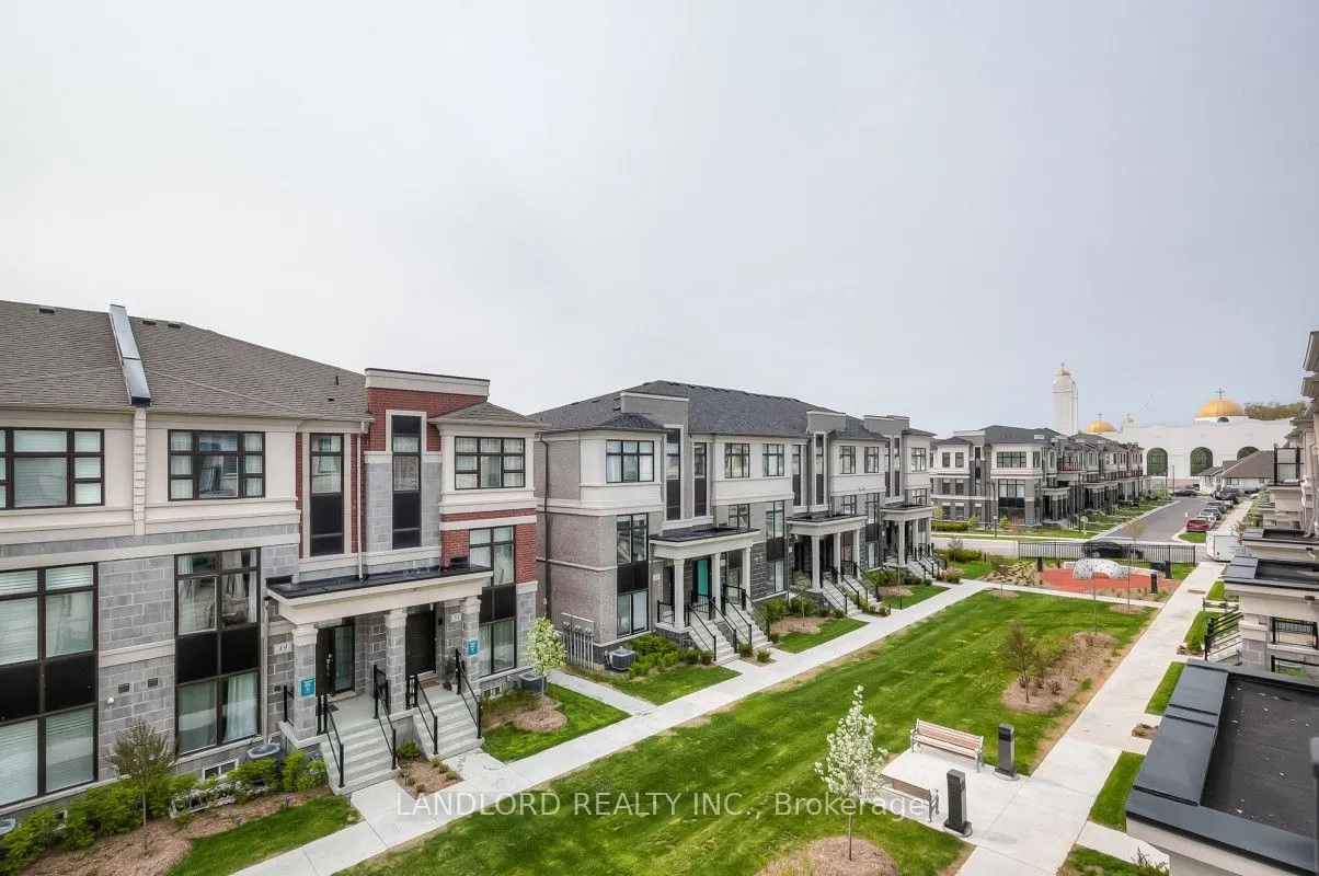 44 Armillo Place, #04