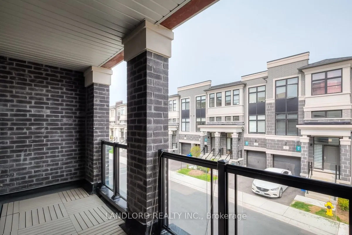 44 Armillo Place, #04