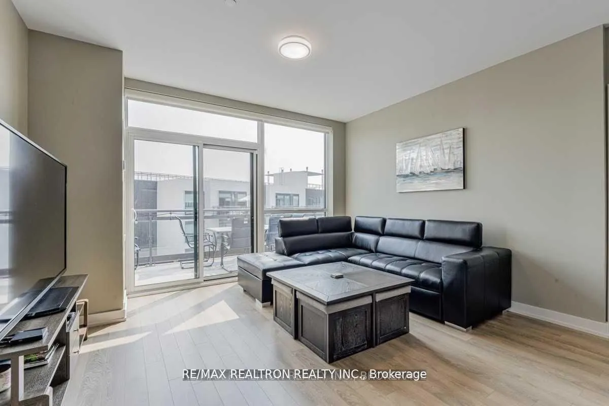 333 Sea Ray Avenue, #D407