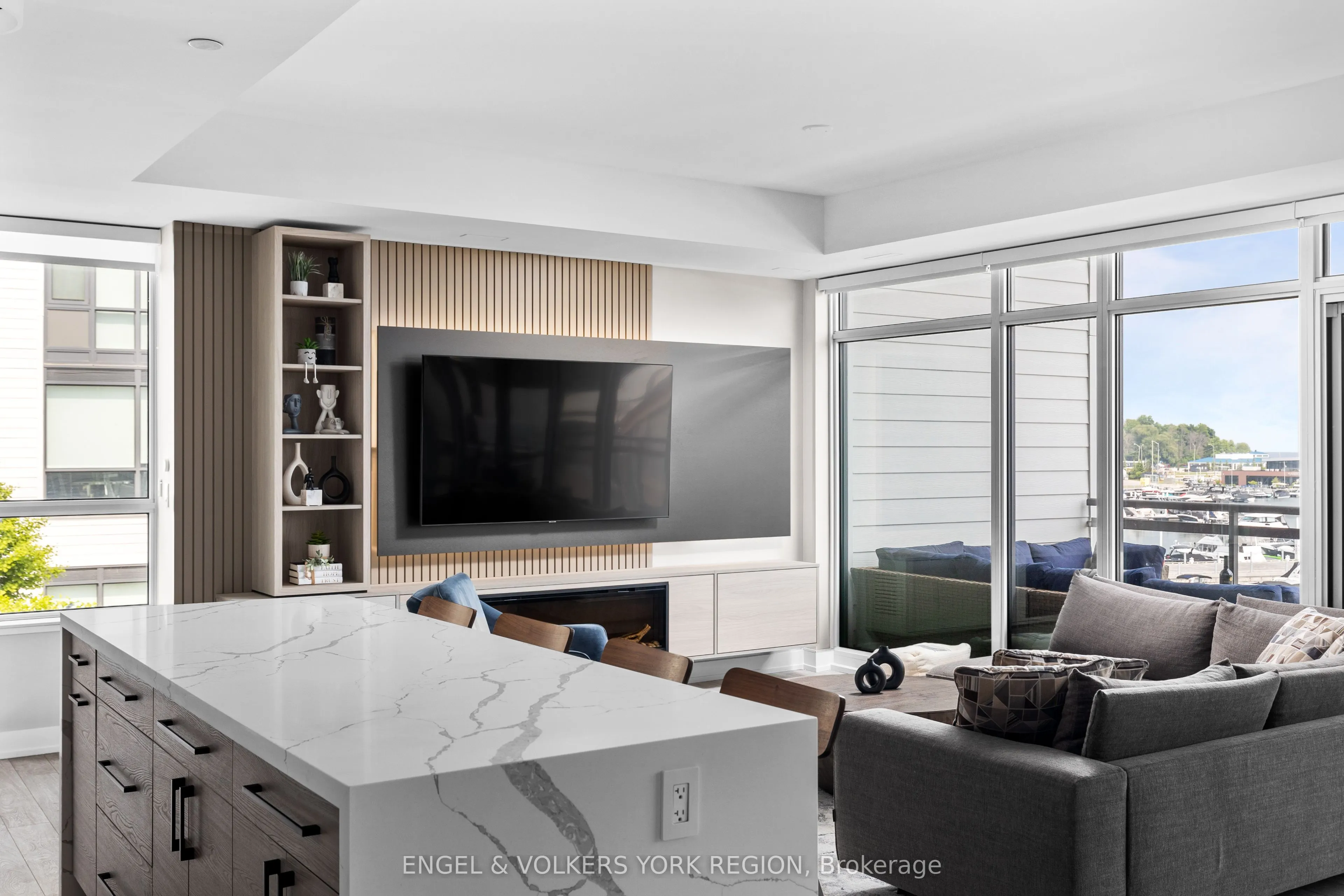 317 Broward Way, #110
