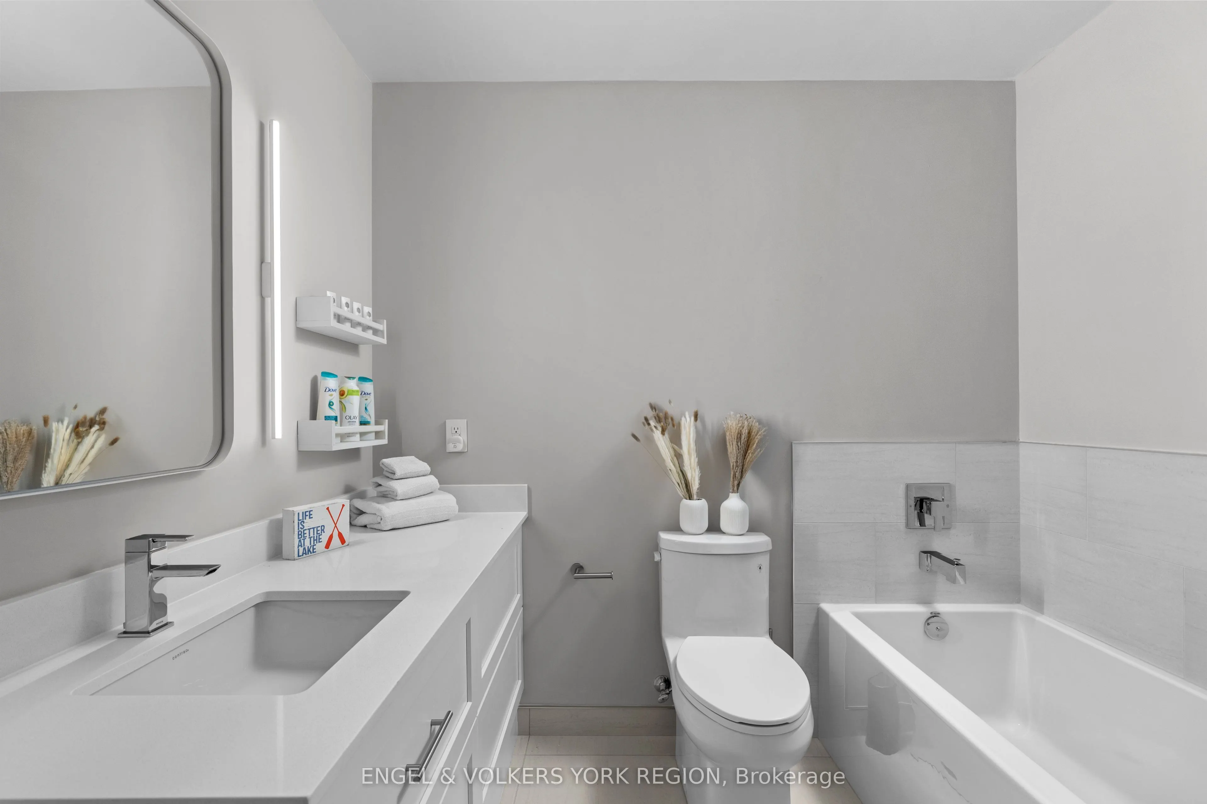 317 Broward Way, #110