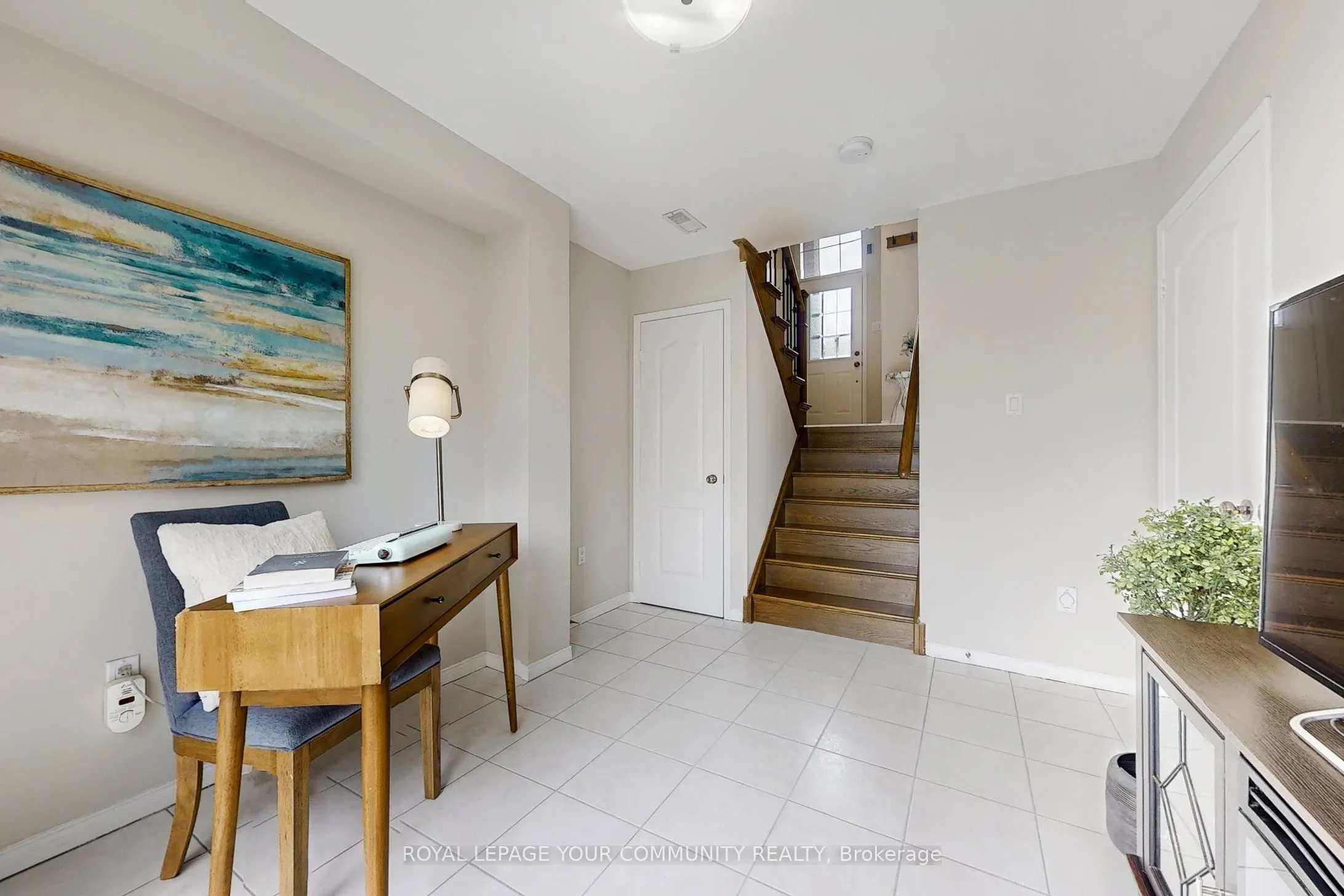 43 Larissa Court, #18