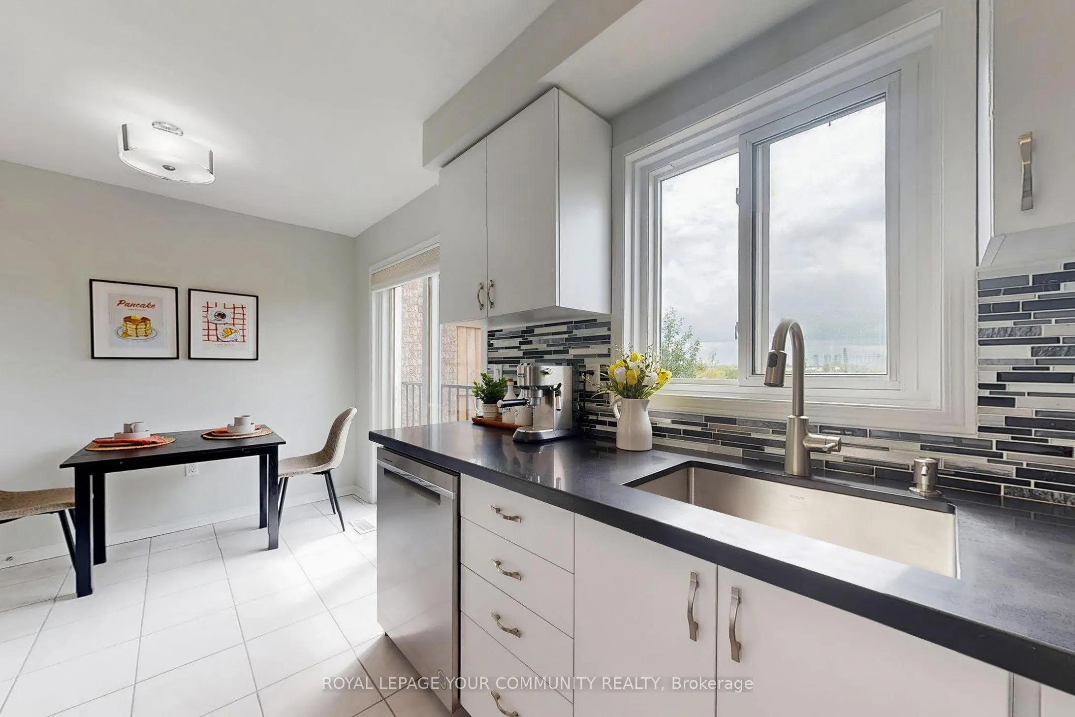 43 Larissa Court, #18