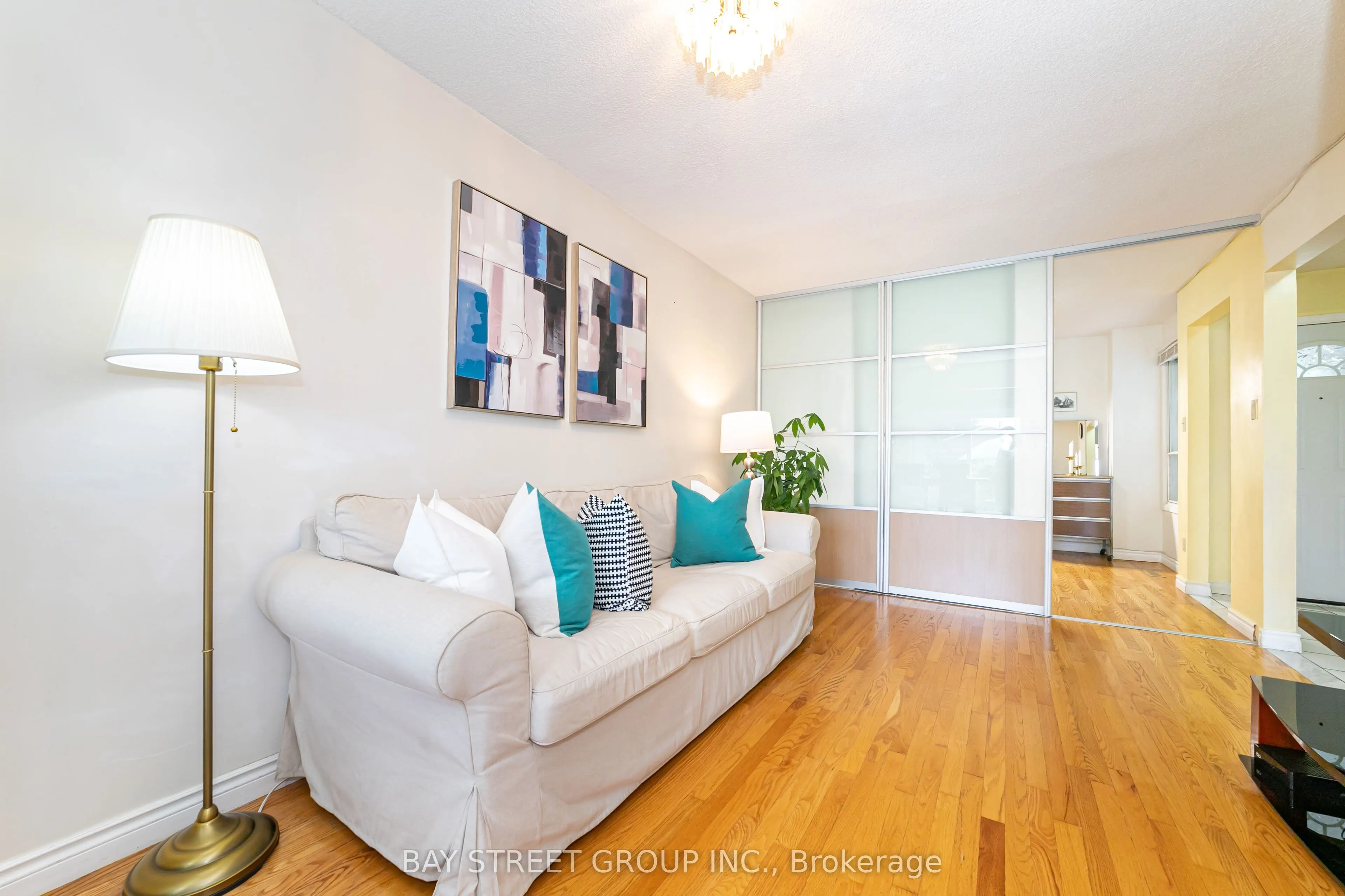 61 Mabley Crescent