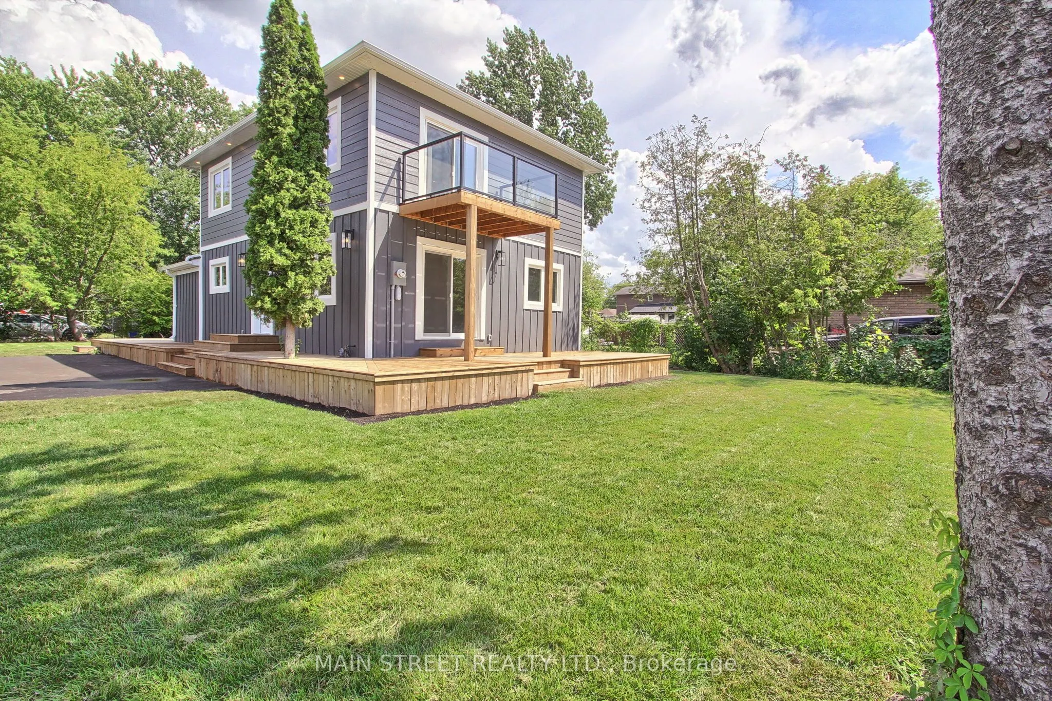 353 Pasadena Drive