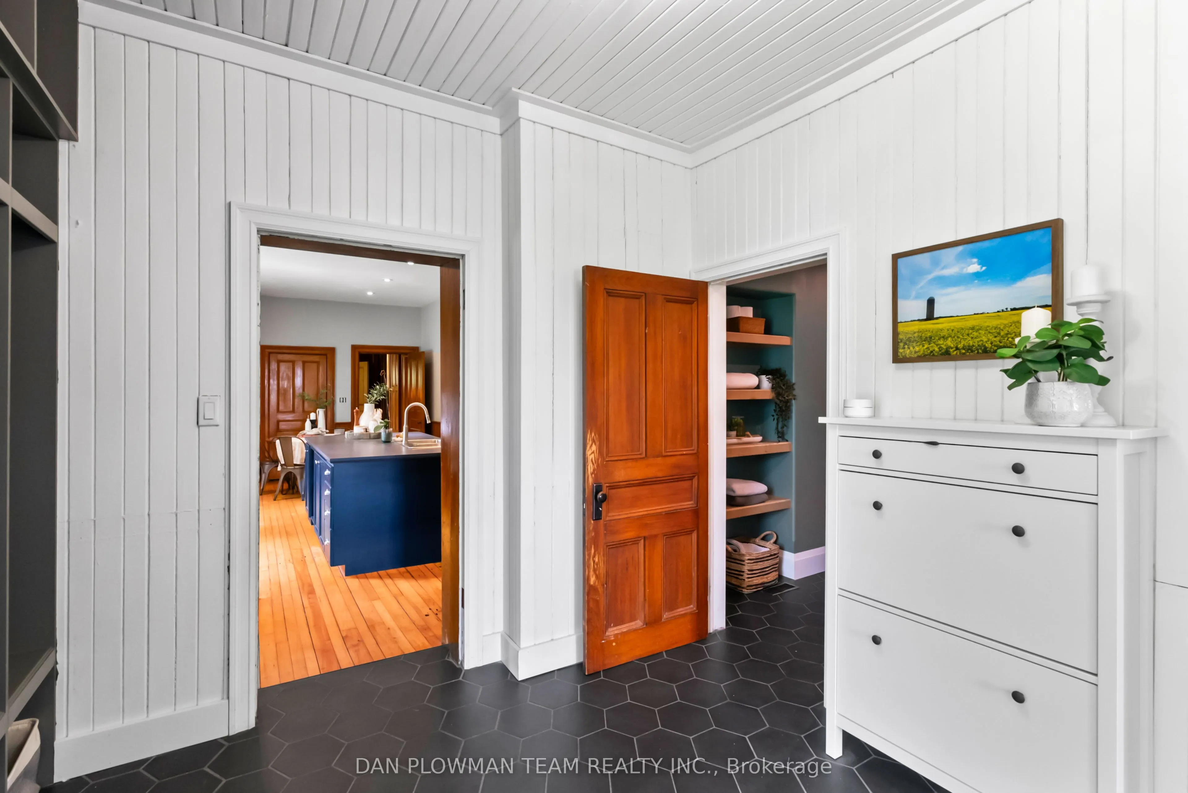 1250 Concession 2 Road