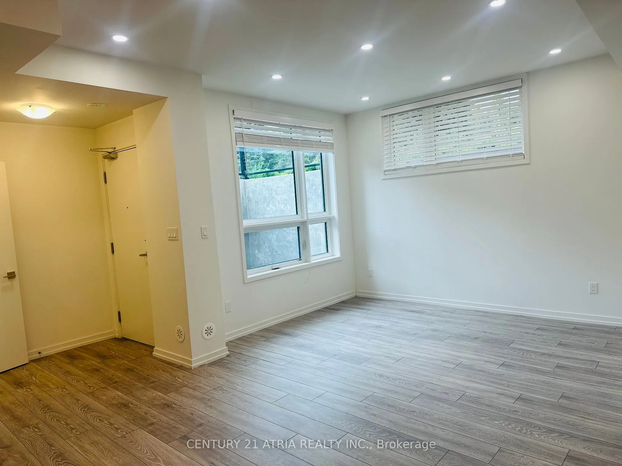 22 Lytham Green Circle, #14