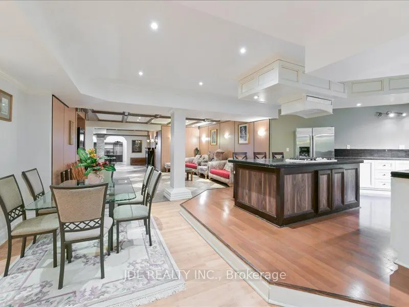 15 Lake Woods Drive