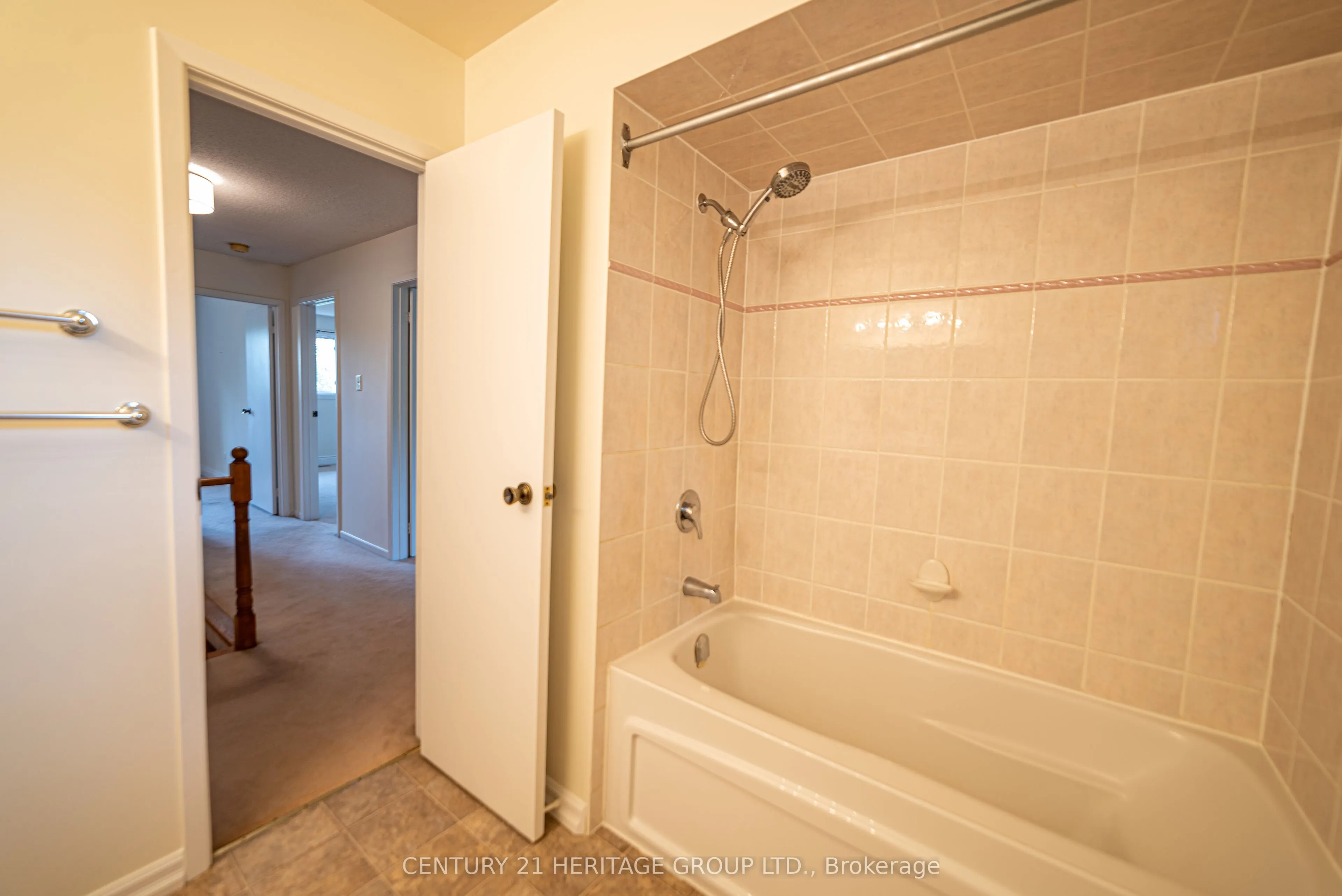 42 Portland Crescent, #Upper Level