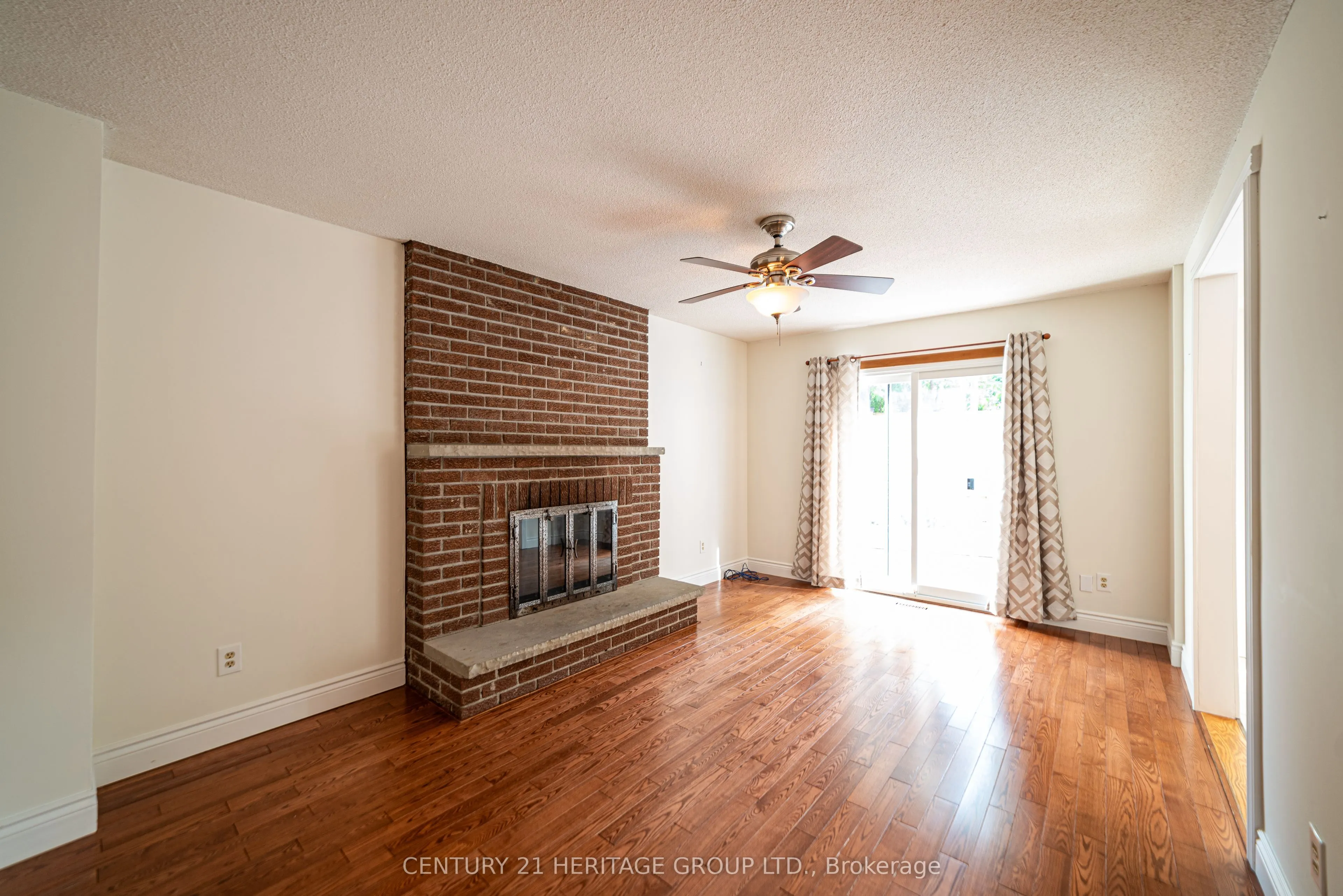 42 Portland Crescent, #Upper Level