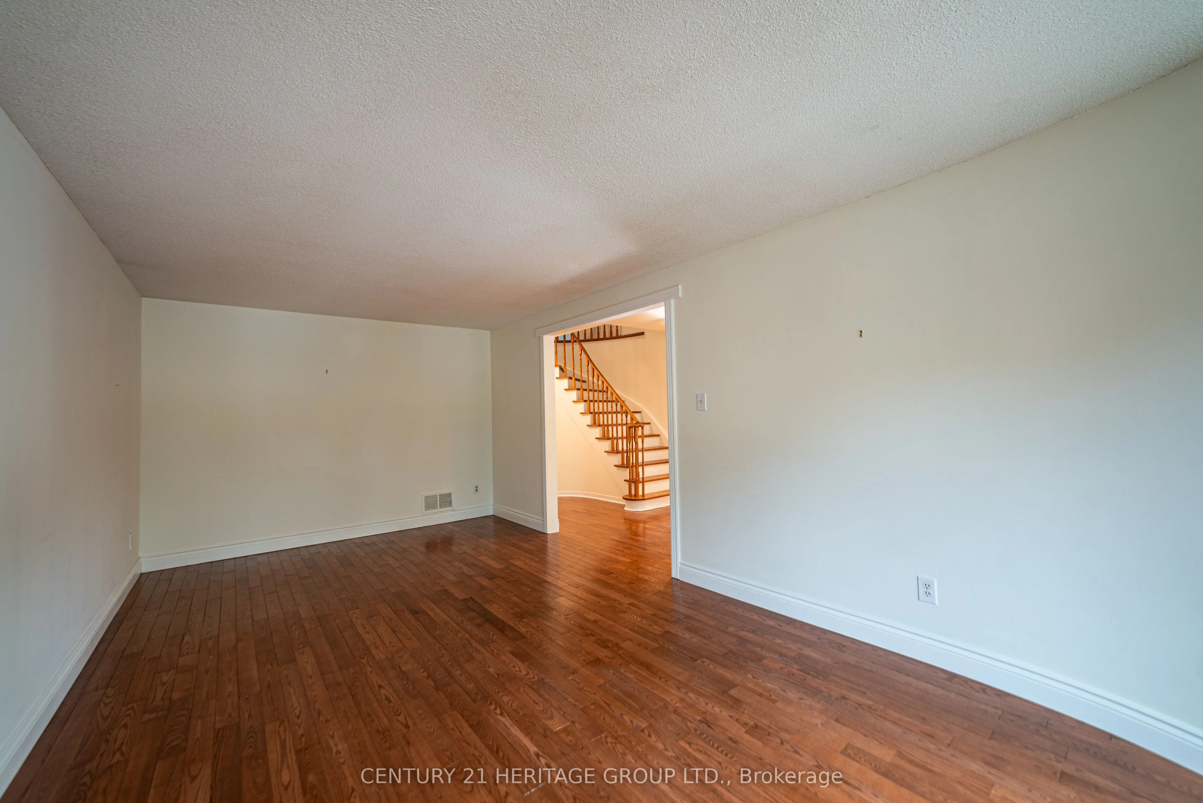 42 Portland Crescent, #Upper Level