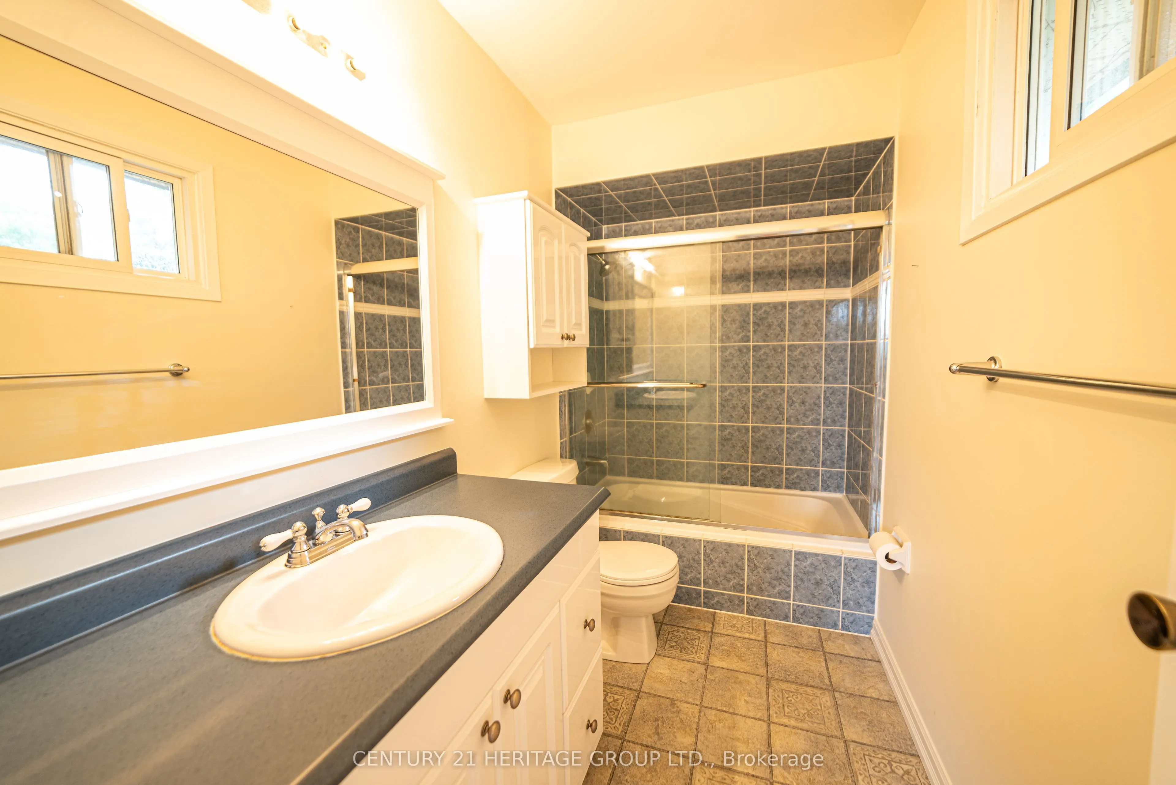 42 Portland Crescent, #Upper Level