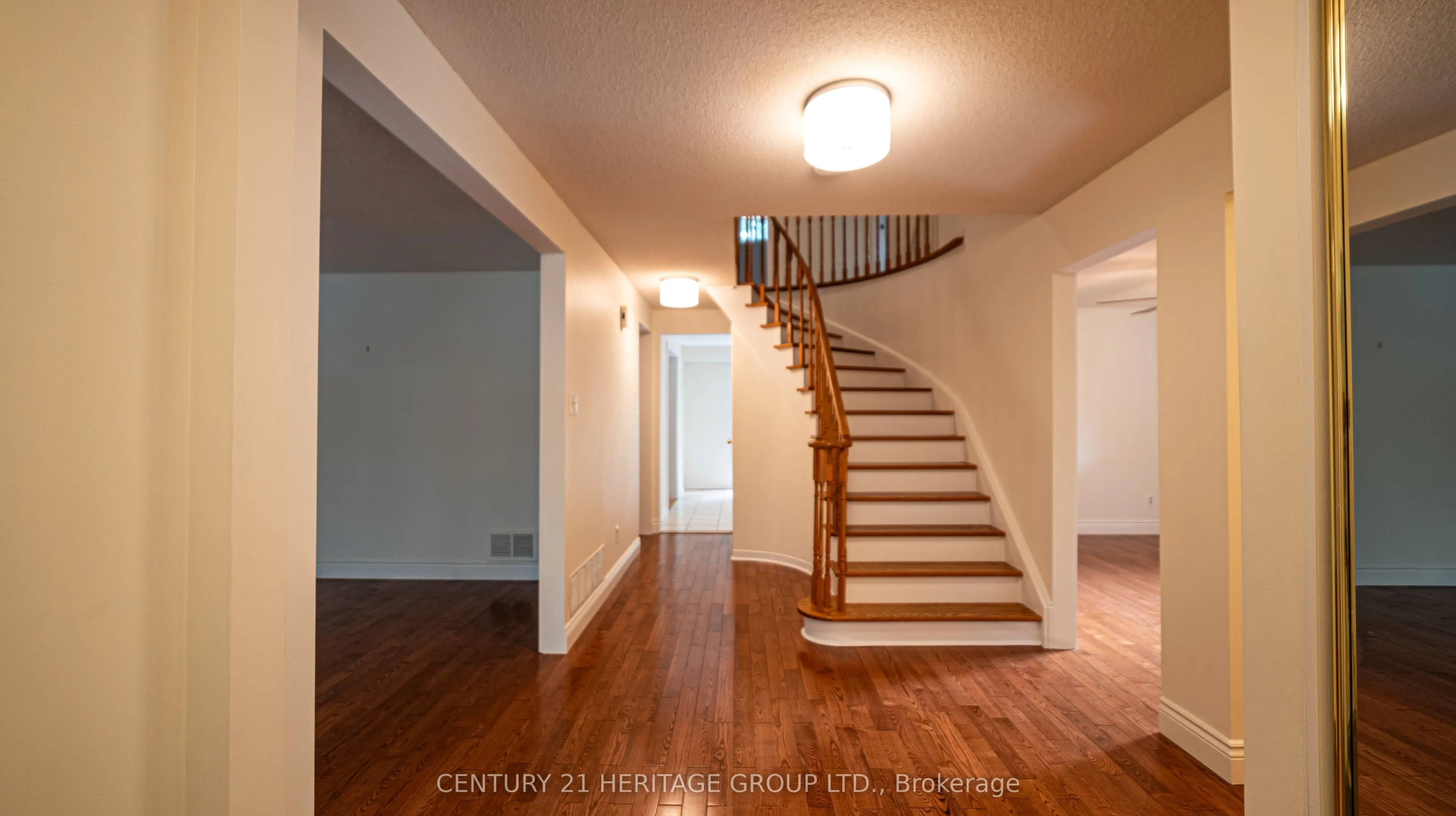 42 Portland Crescent, #Upper Level