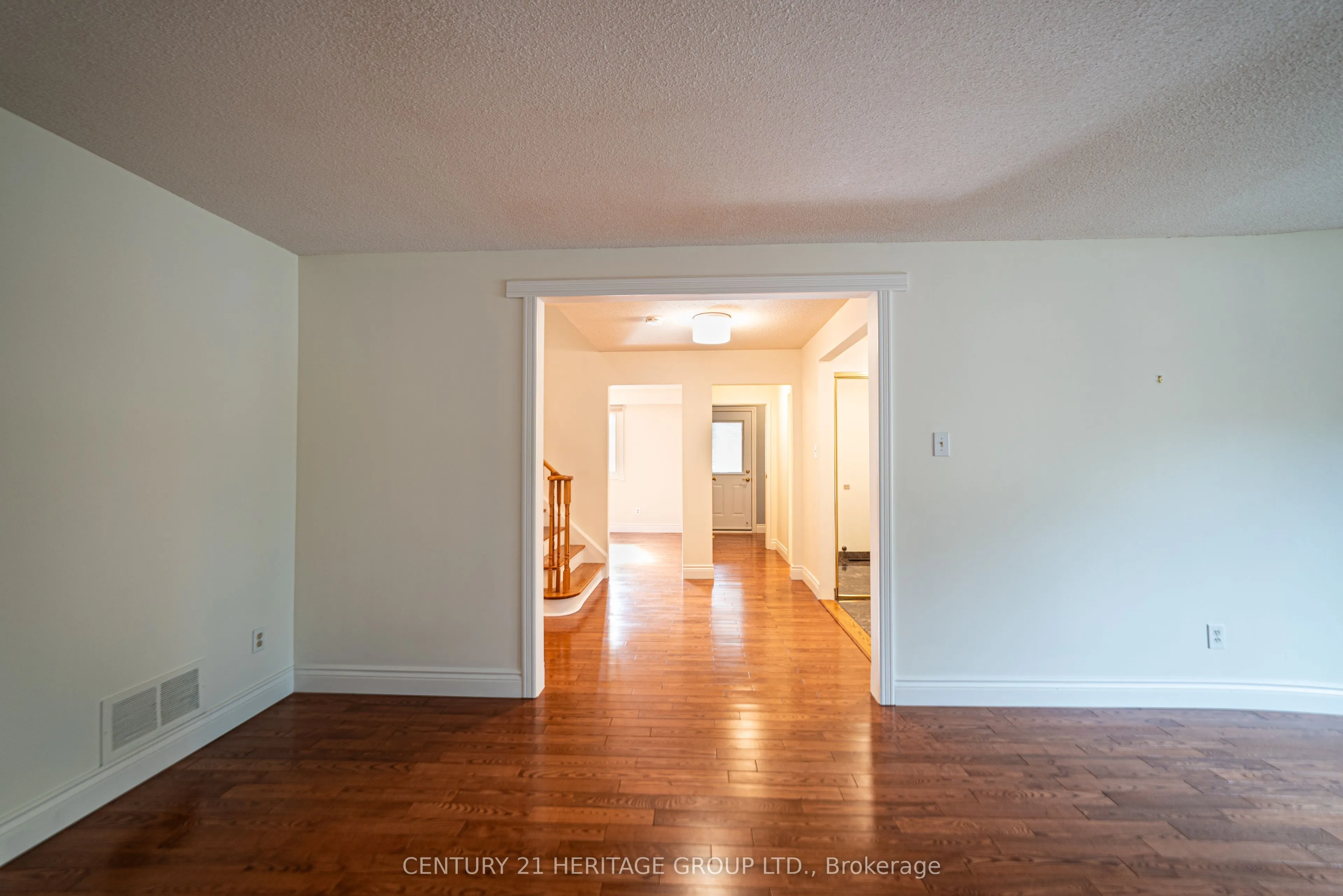 42 Portland Crescent, #Upper Level