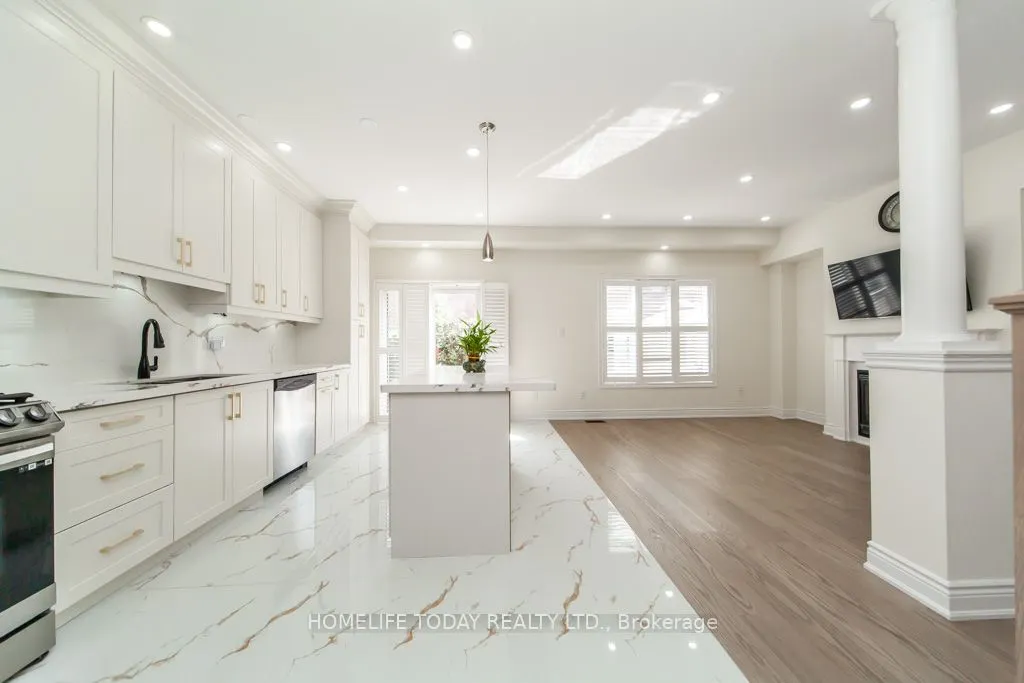 6 Fiorentina Avenue