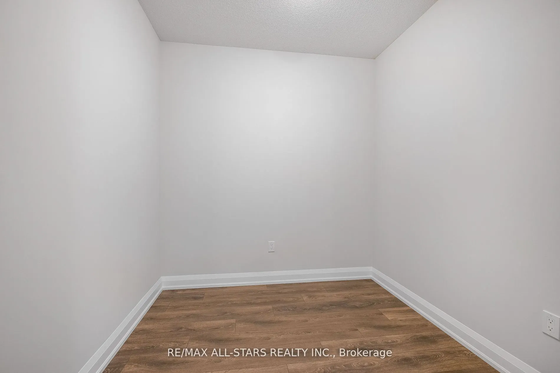 5917 Main Street, #612