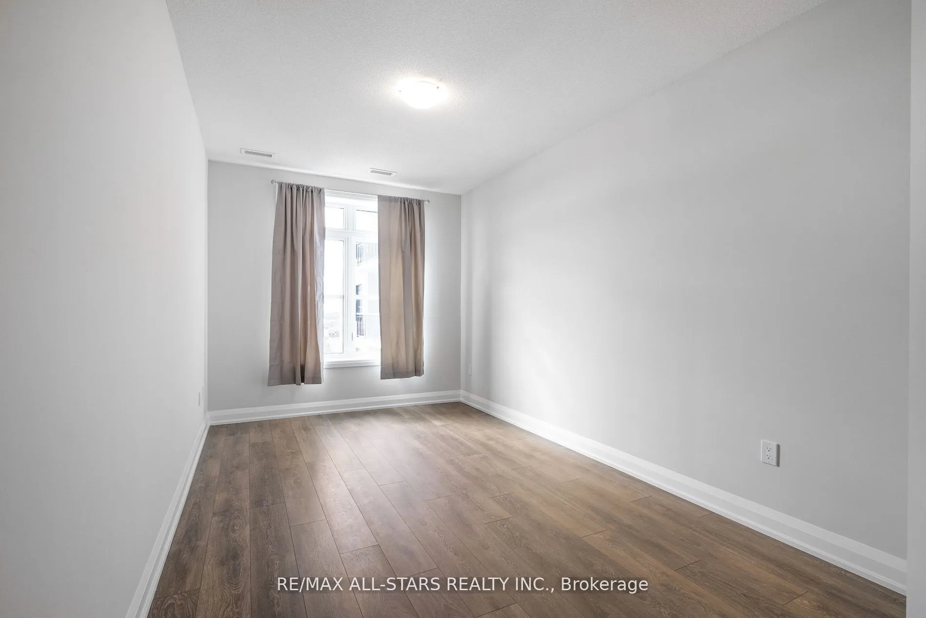 5917 Main Street, #612