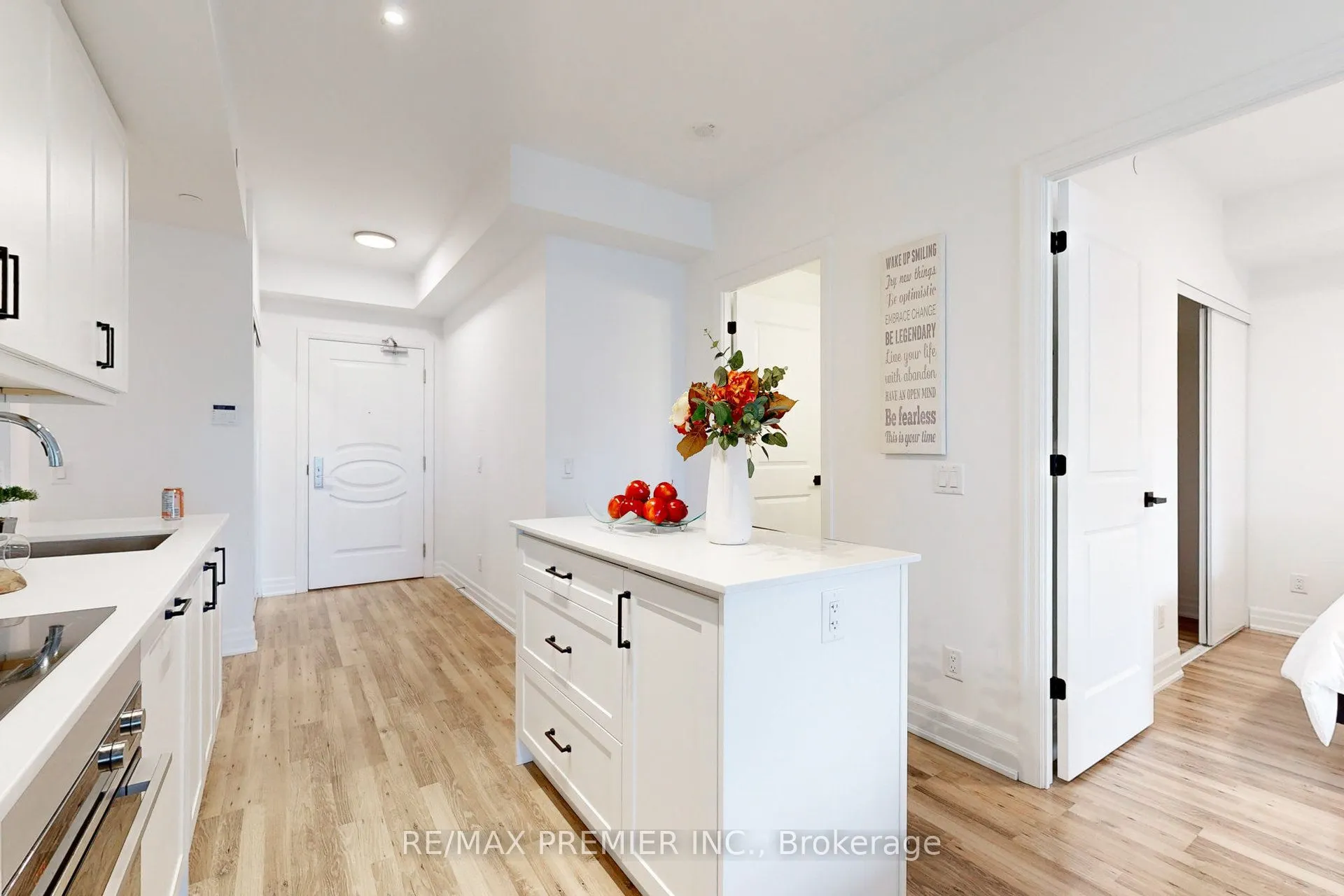 9085 Jane Street, #Suite 1907