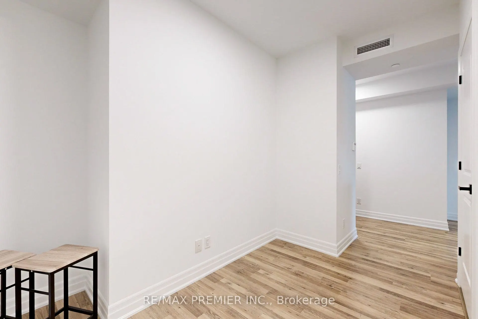 9085 Jane Street, #Suite 1907
