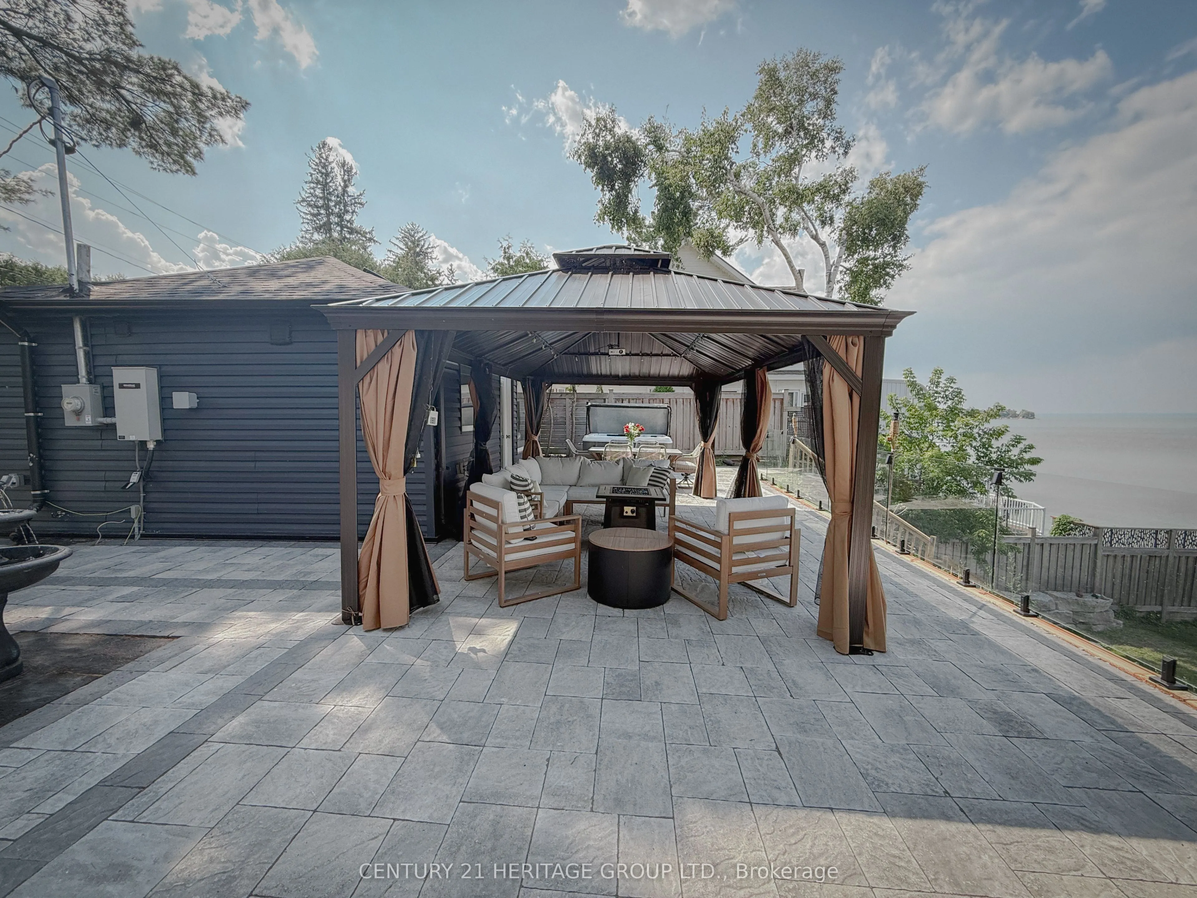 110 Hedge Road