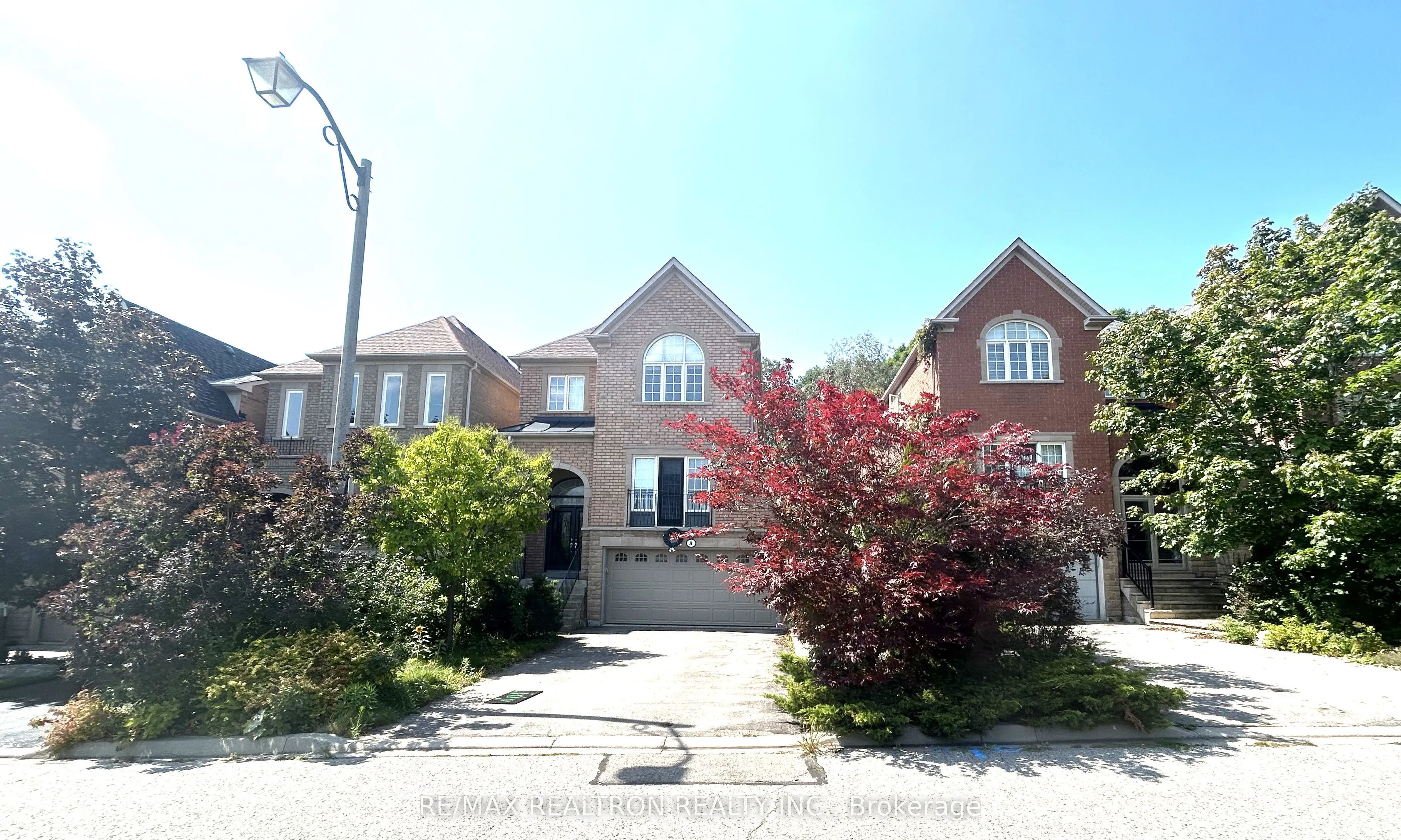 8 Harvest Court