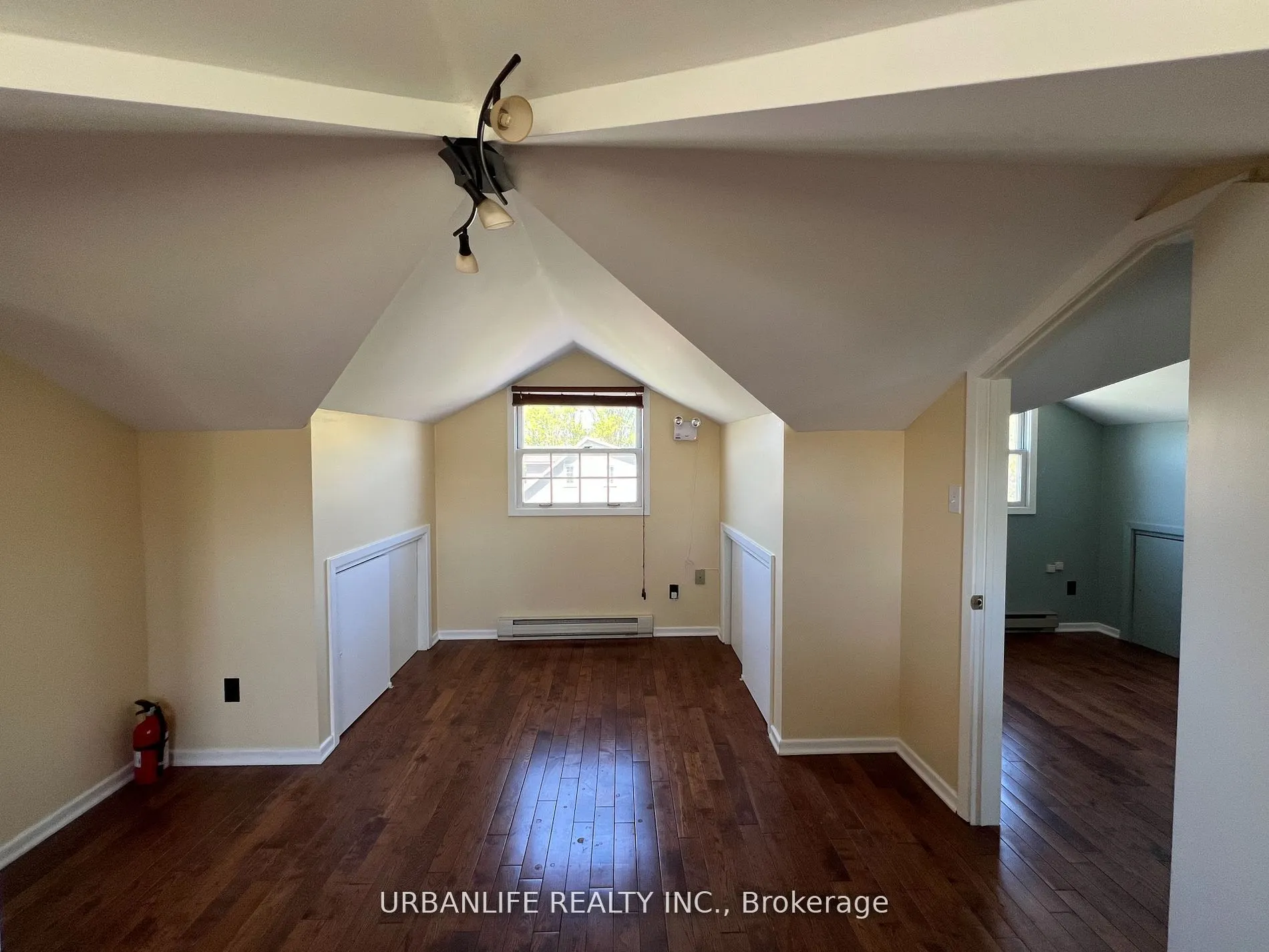 19027 Leslie Street, #220
