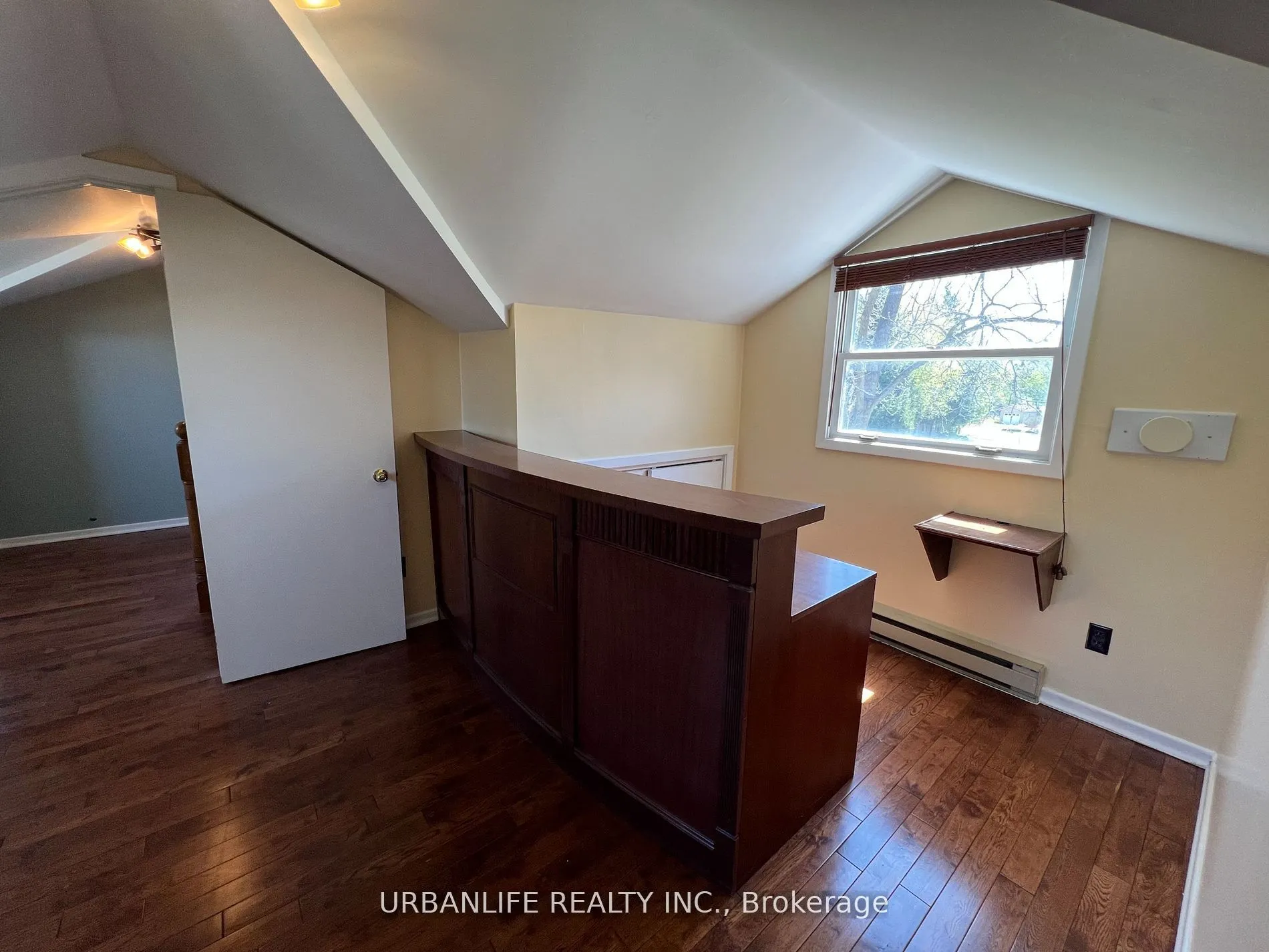 19027 Leslie Street, #220