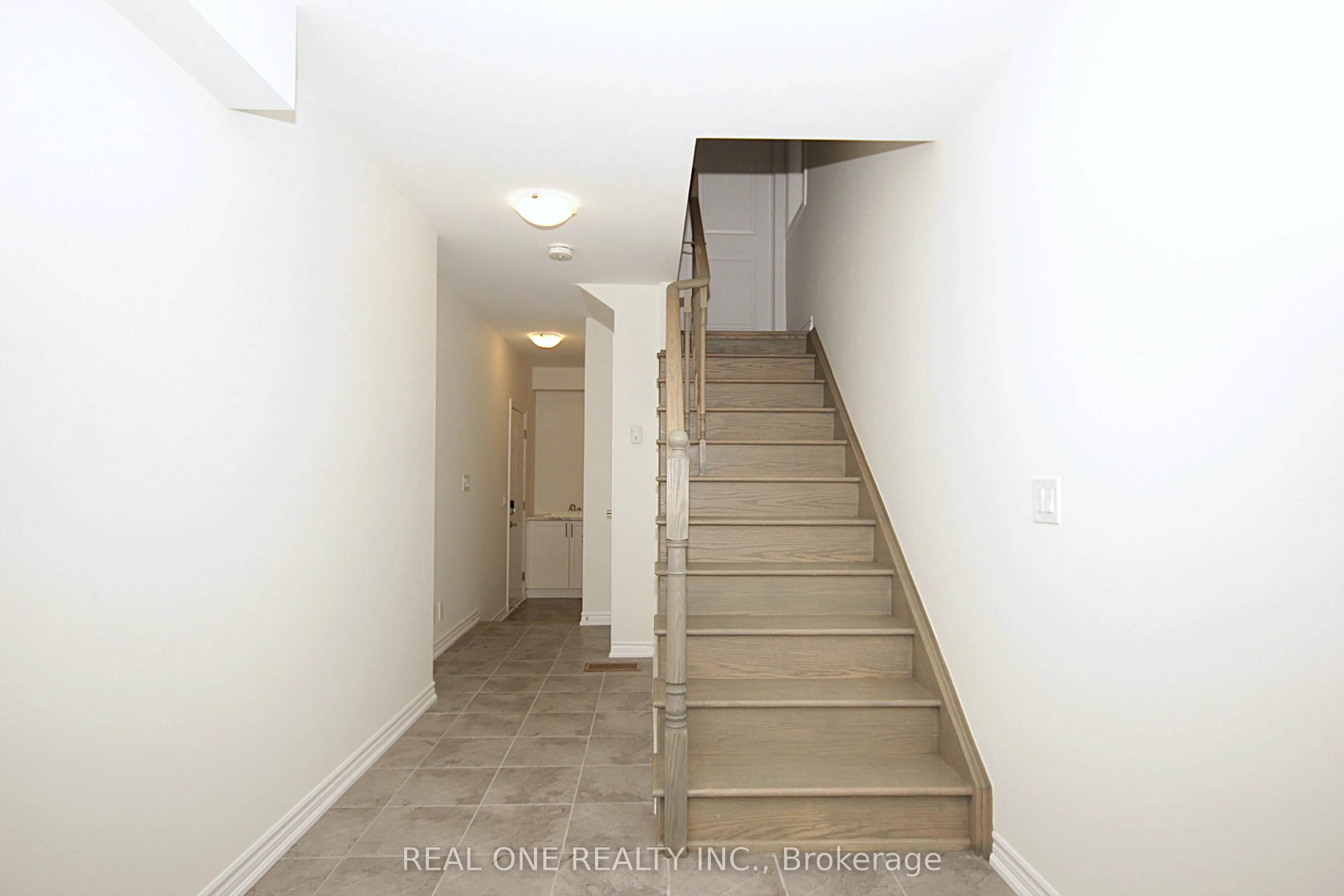 11 Gothenburg Lane