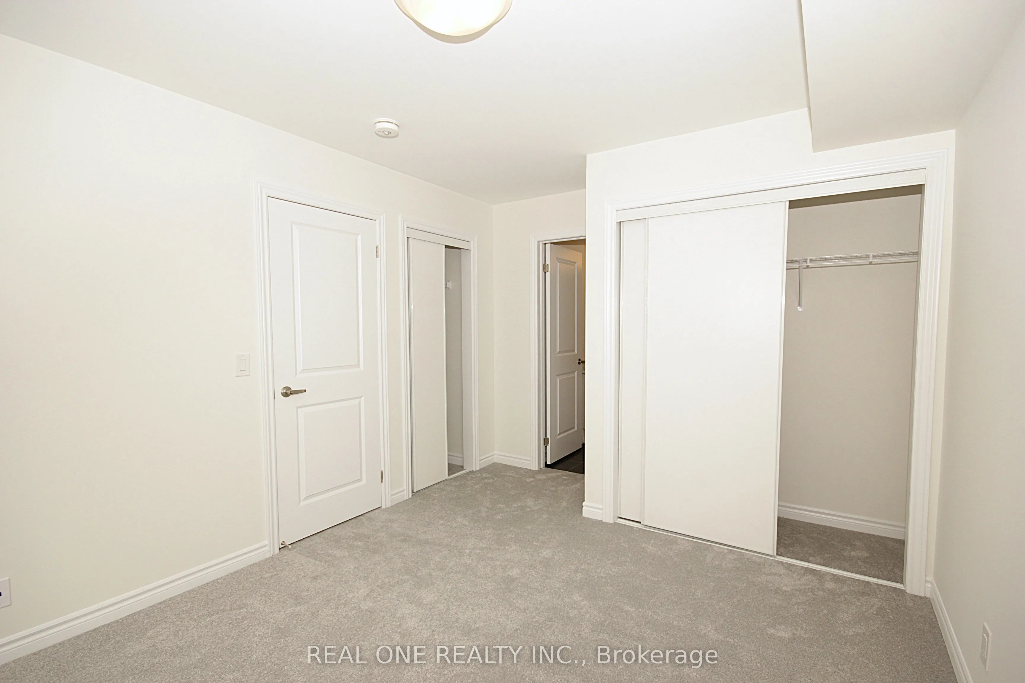 11 Gothenburg Lane