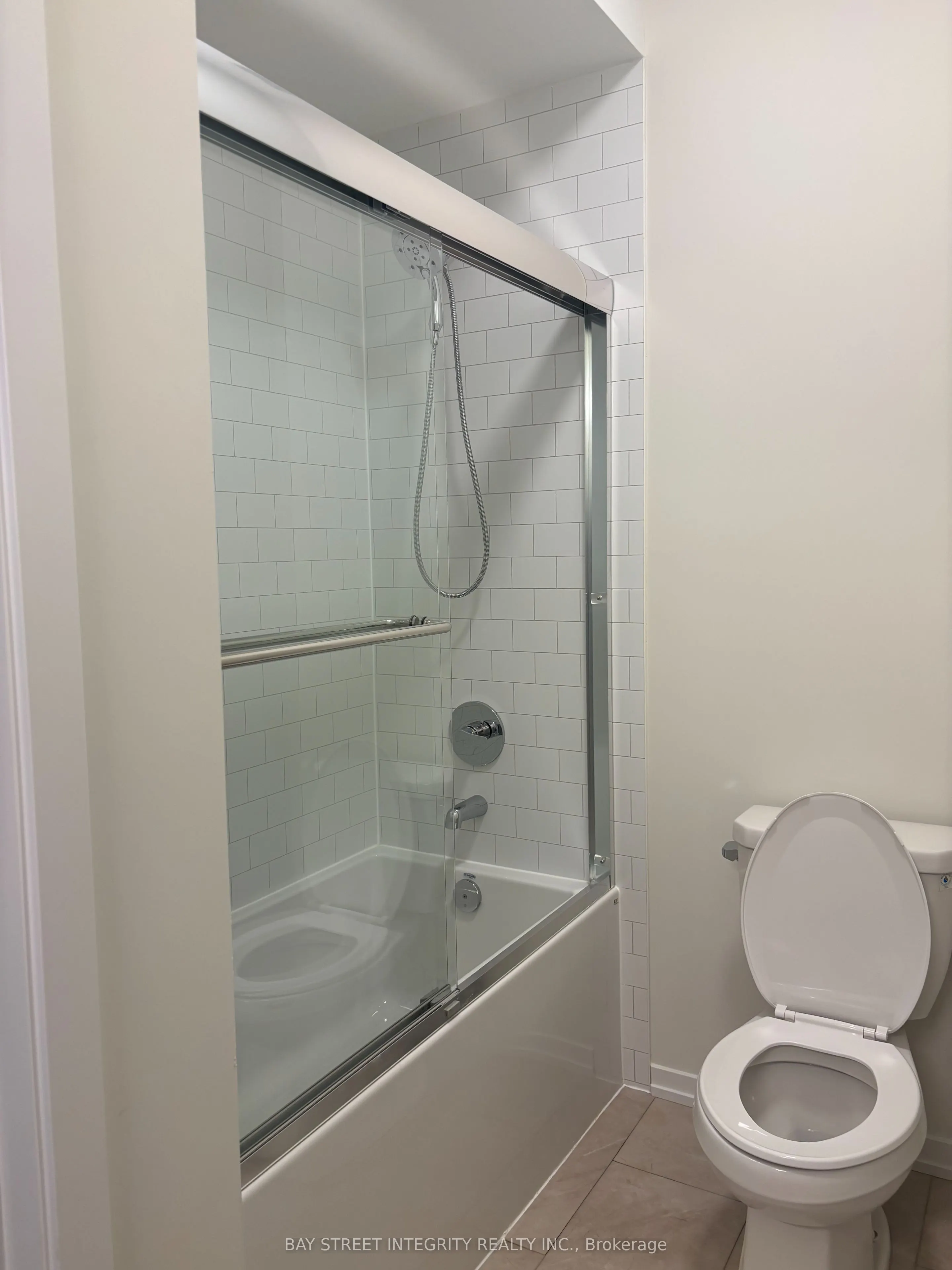 64 Matawin Lane, #0036BLK4