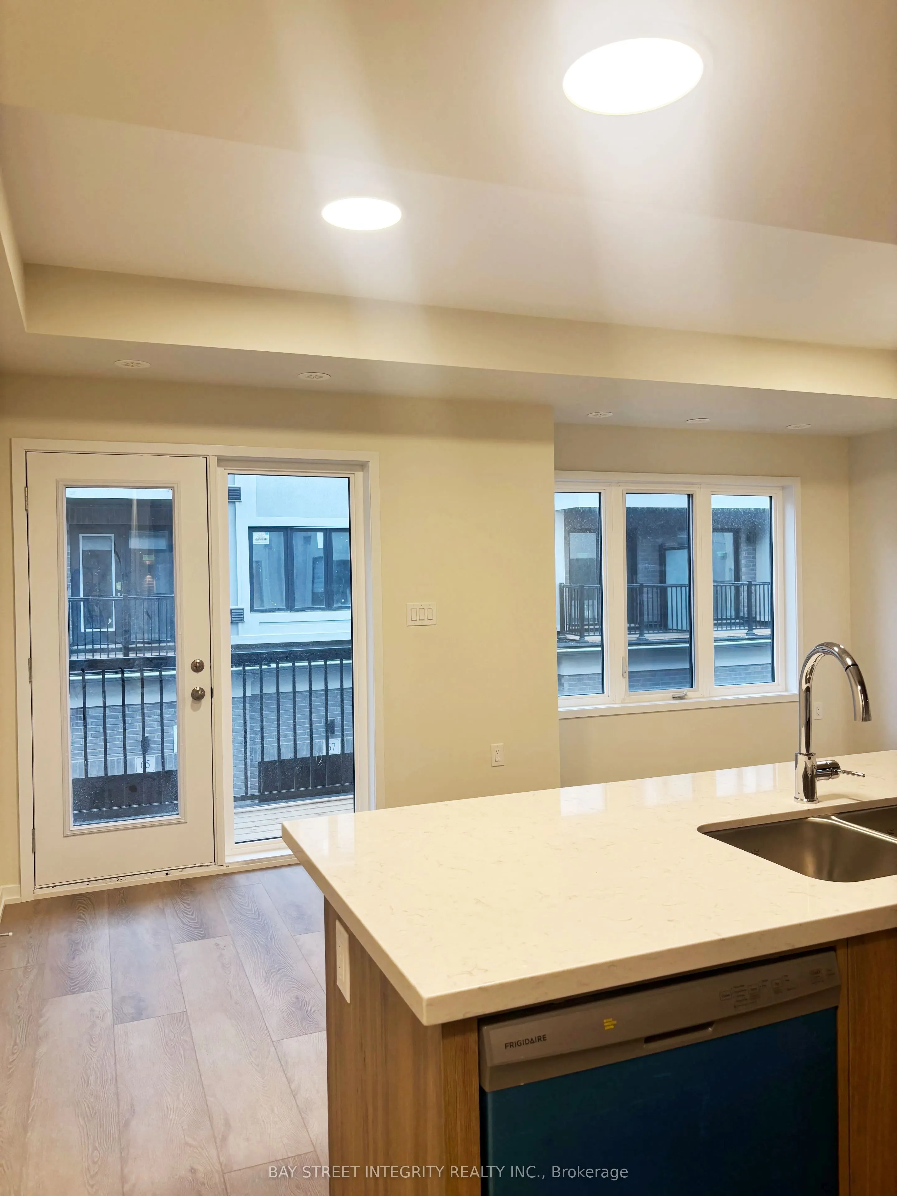 64 Matawin Lane, #0036BLK4