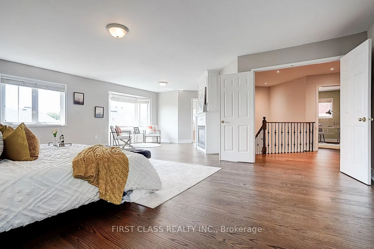 50 Hayfield Crescent